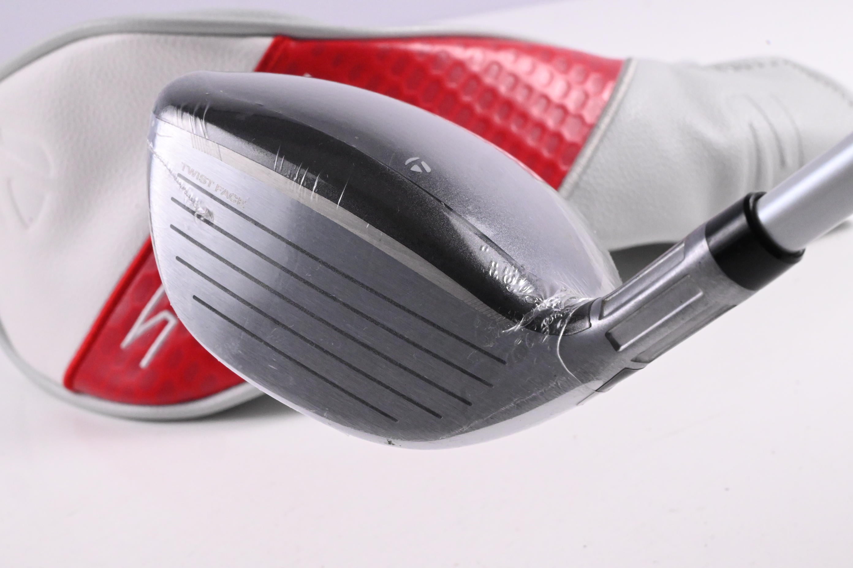 Ladies Taylormade Stealth #5 Wood / 19 Degree / Ladies Flex Aldila Ascent 45