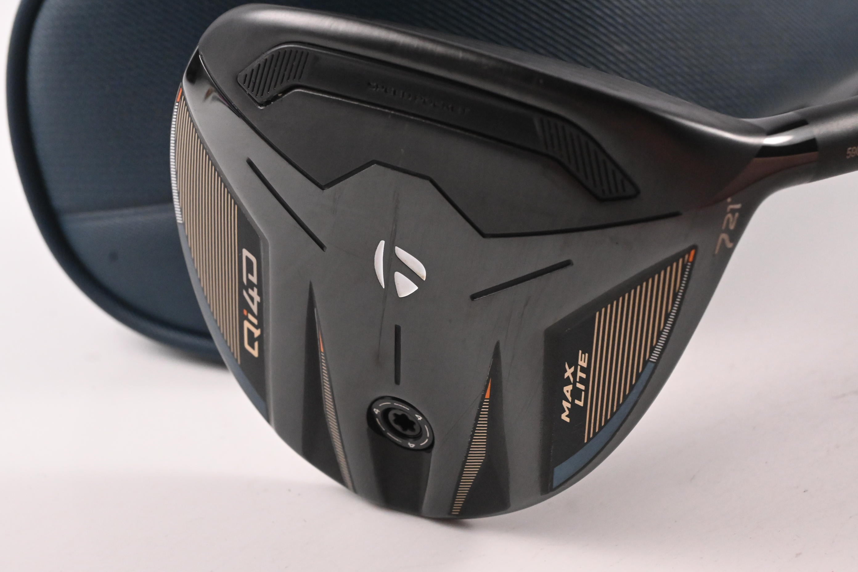 Taylormade Qi4D Max Lite #7 Wood / 21 Degree / Senior Flex Reax 45 Shaft