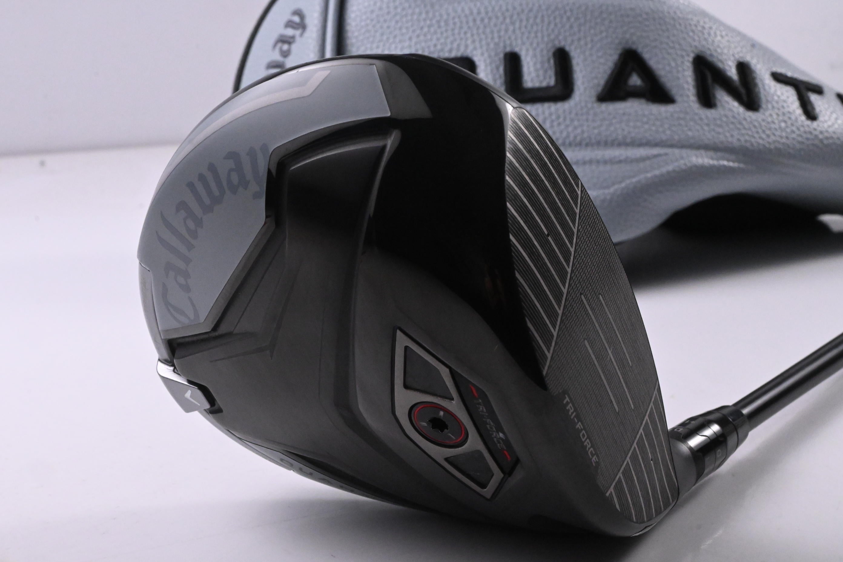 Tour Issue Callaway Quantum Max Driver / 10.5 Degree / Stiff Flex Aldila Rogue