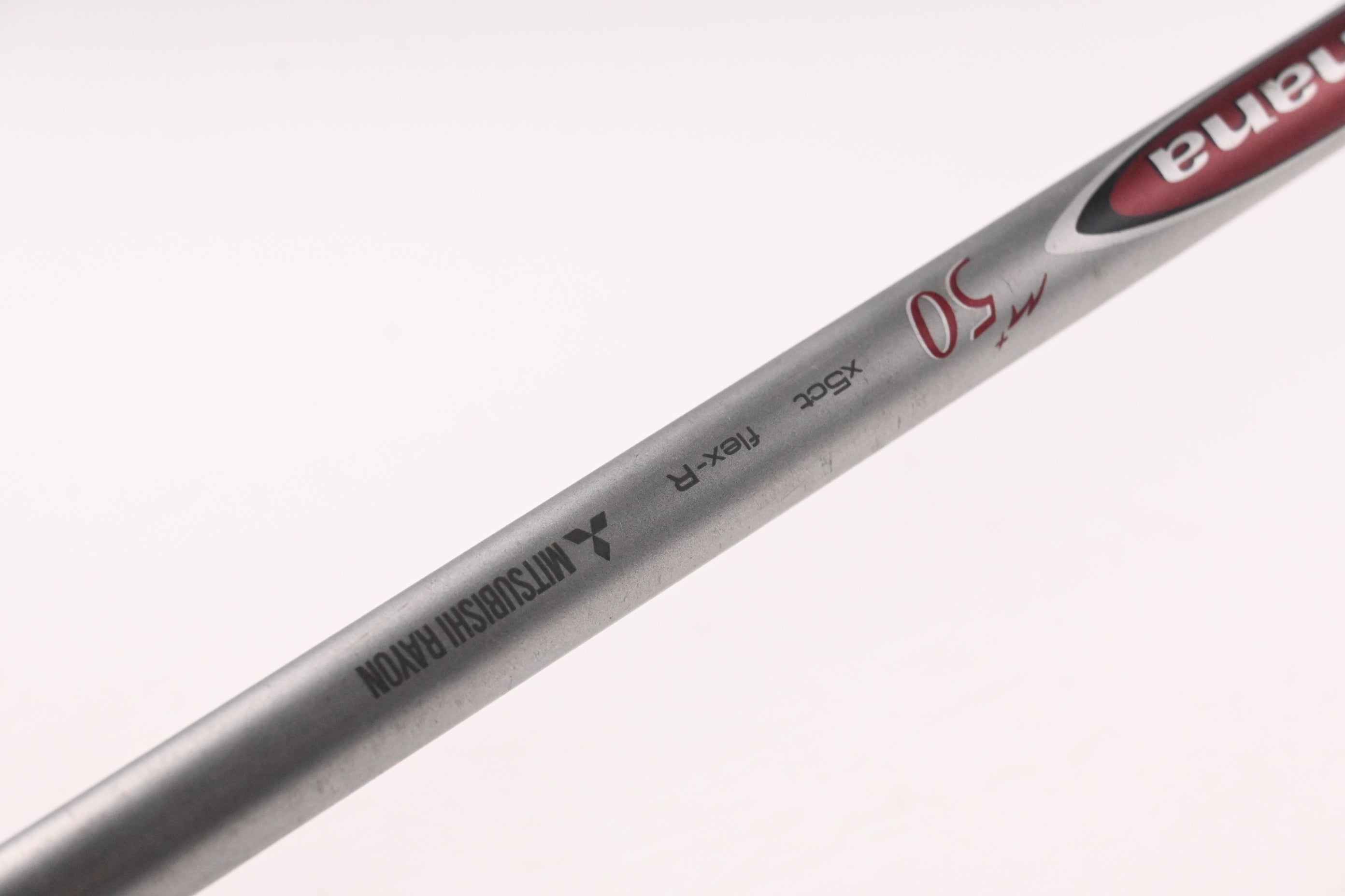 Titleist 915 D2 Driver / 10.5 Degree / Regular Flex Diamana M+ Red 50 Shaft