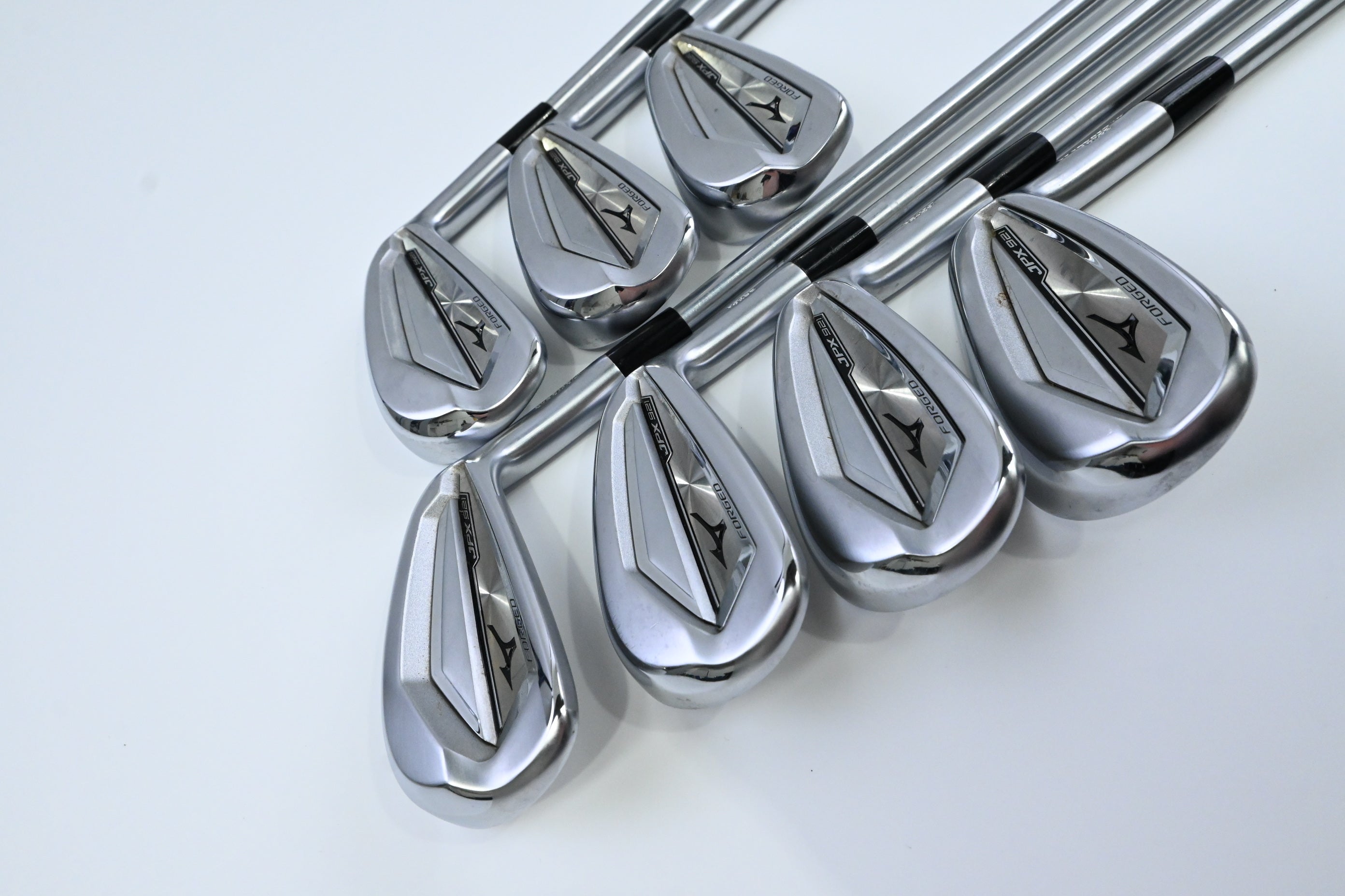 Mizuno JPX 921 Forged Irons / 4-PW / Regular Flex Project X IO 105 Shafts