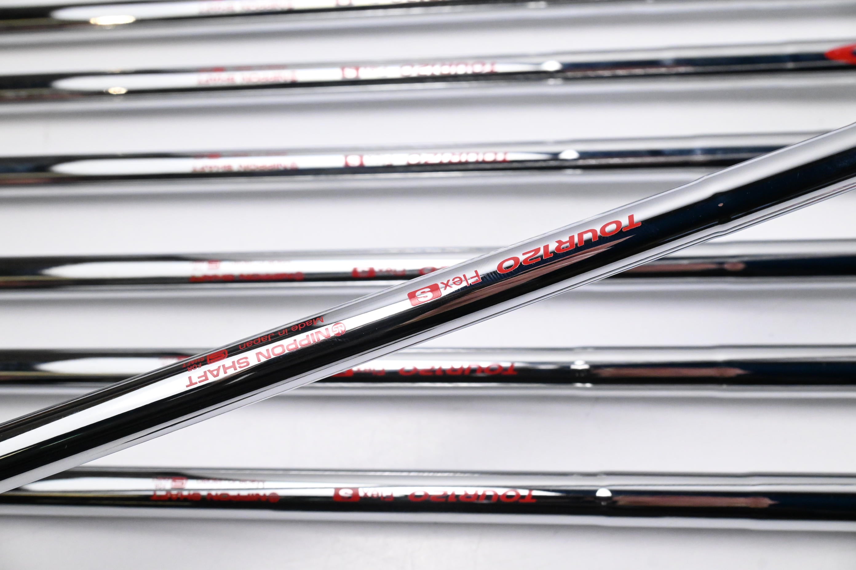 Cobra Darkspeed Irons / 5-PW+GW / Stiff Flex N.S.Pro Modus3 Tour 120 Shafts