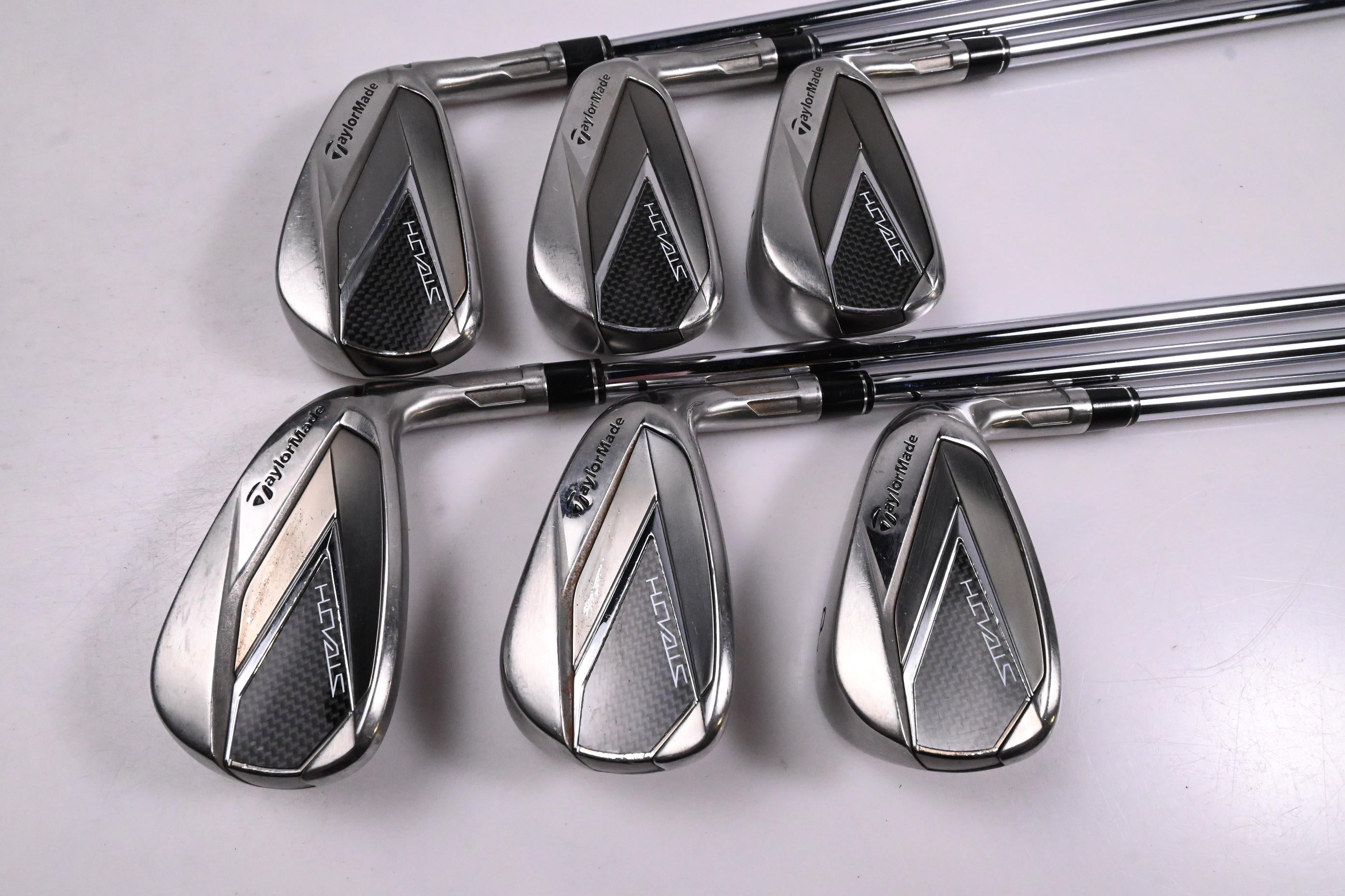 Taylormade Stealth Irons / 5-PW / Regular Flex Dynamic Gold 95 R300 Shafts