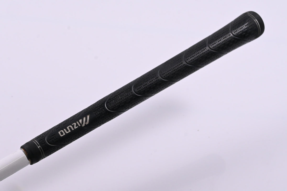 Mizuno JPX 825 Pitching Wedge / 45 Degree / Stiff Flex Dynalite Gold XP Shaft