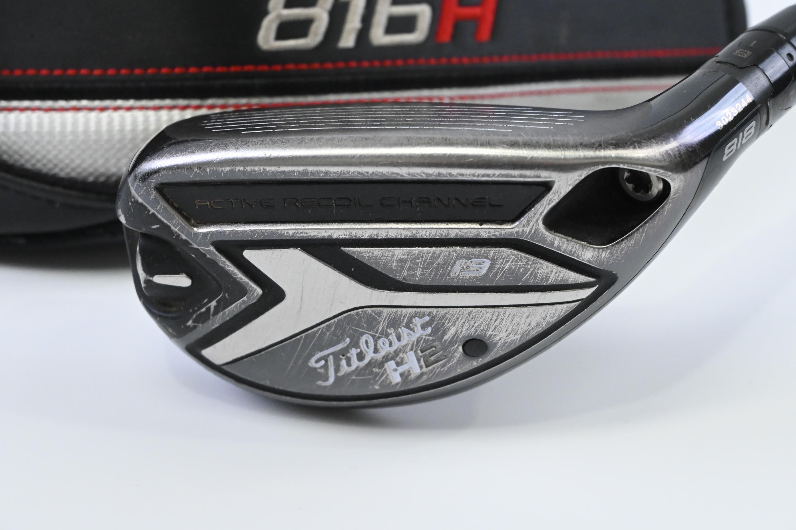 Titleist 818 H2 #3 Hybrid / 19 Degree / Regular Flex Tensei CK Red 60 Shaft