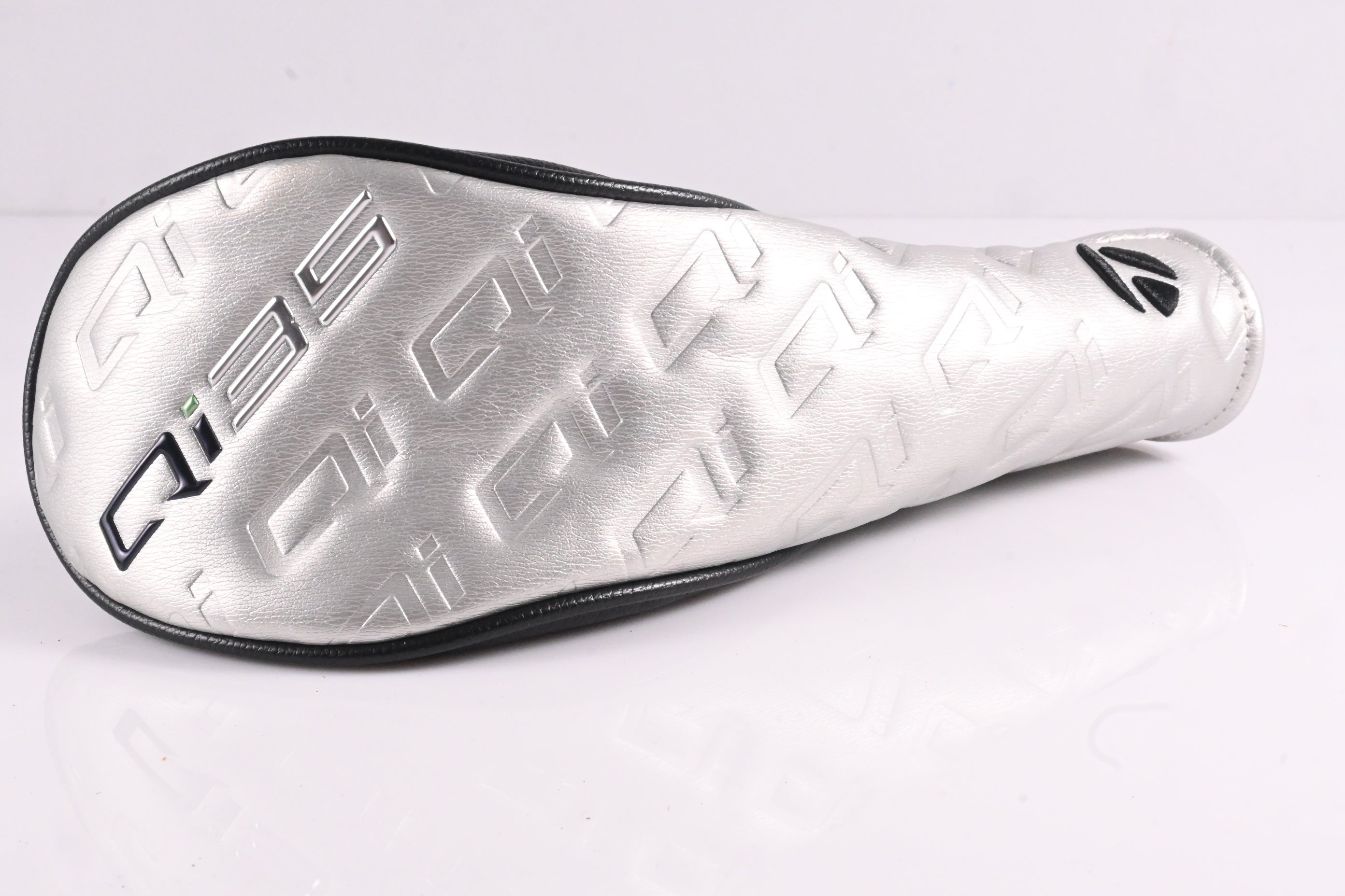 Taylormade Qi35 Max Lite #5 Hybrid / 27 Degree / Senior Flex Vanquish 5 Shaft