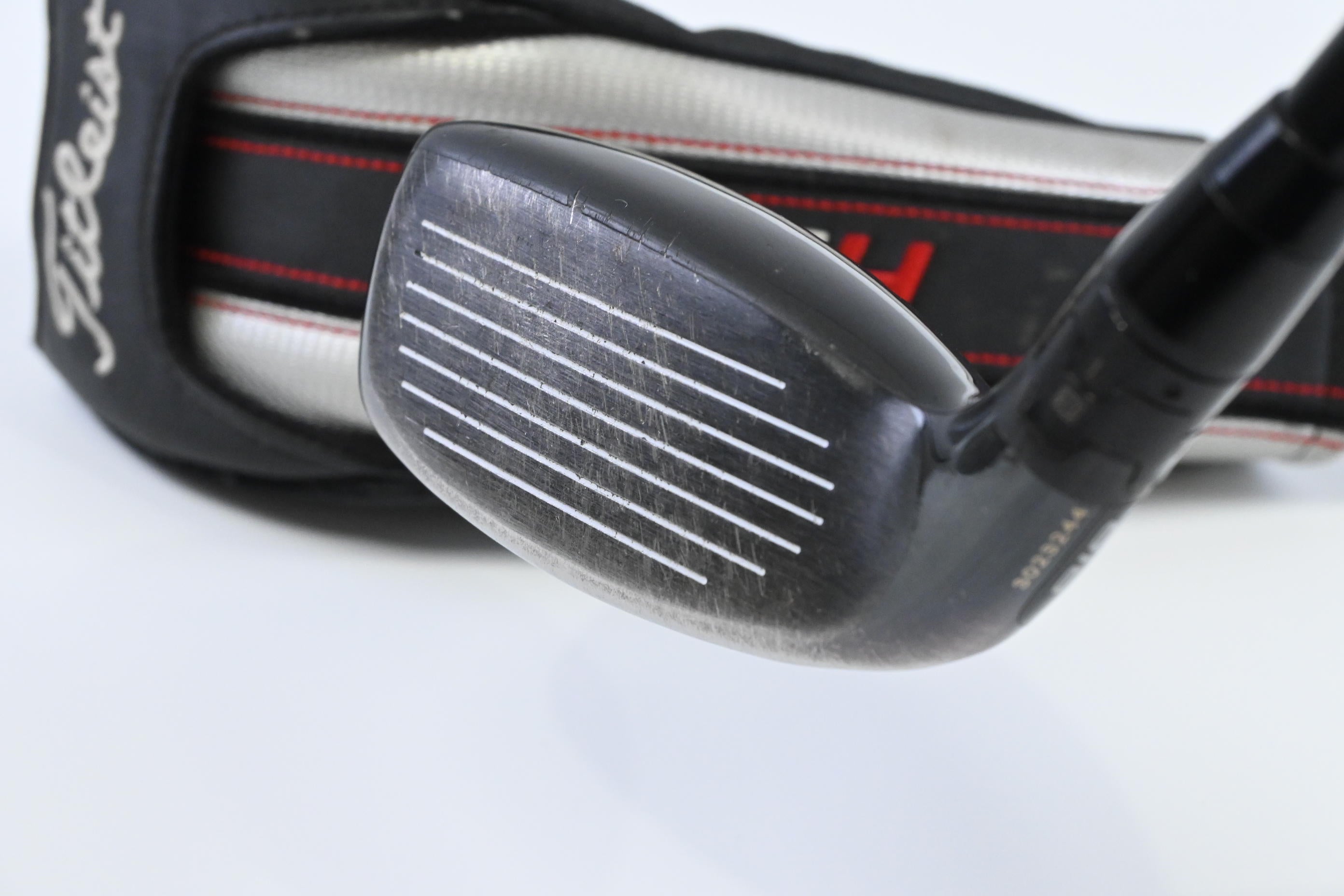 Titleist 818 H2 #3 Hybrid / 19 Degree / Regular Flex Tensei CK Red 60 Shaft