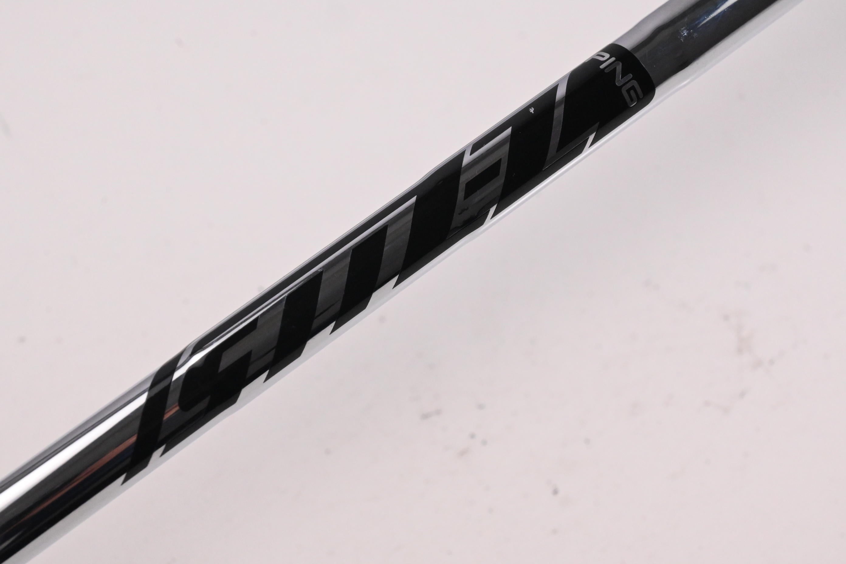 Ping ChipR / Black Dot / 35.75 Inch