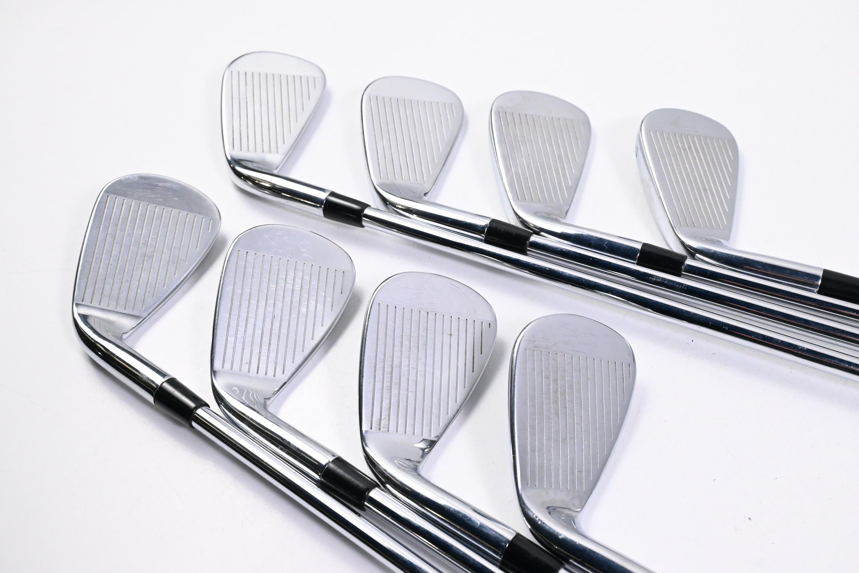 Callaway Rogue ST Pro Irons / 4-PW+GW / Stiff Flex Rifle Tour Flighted 105