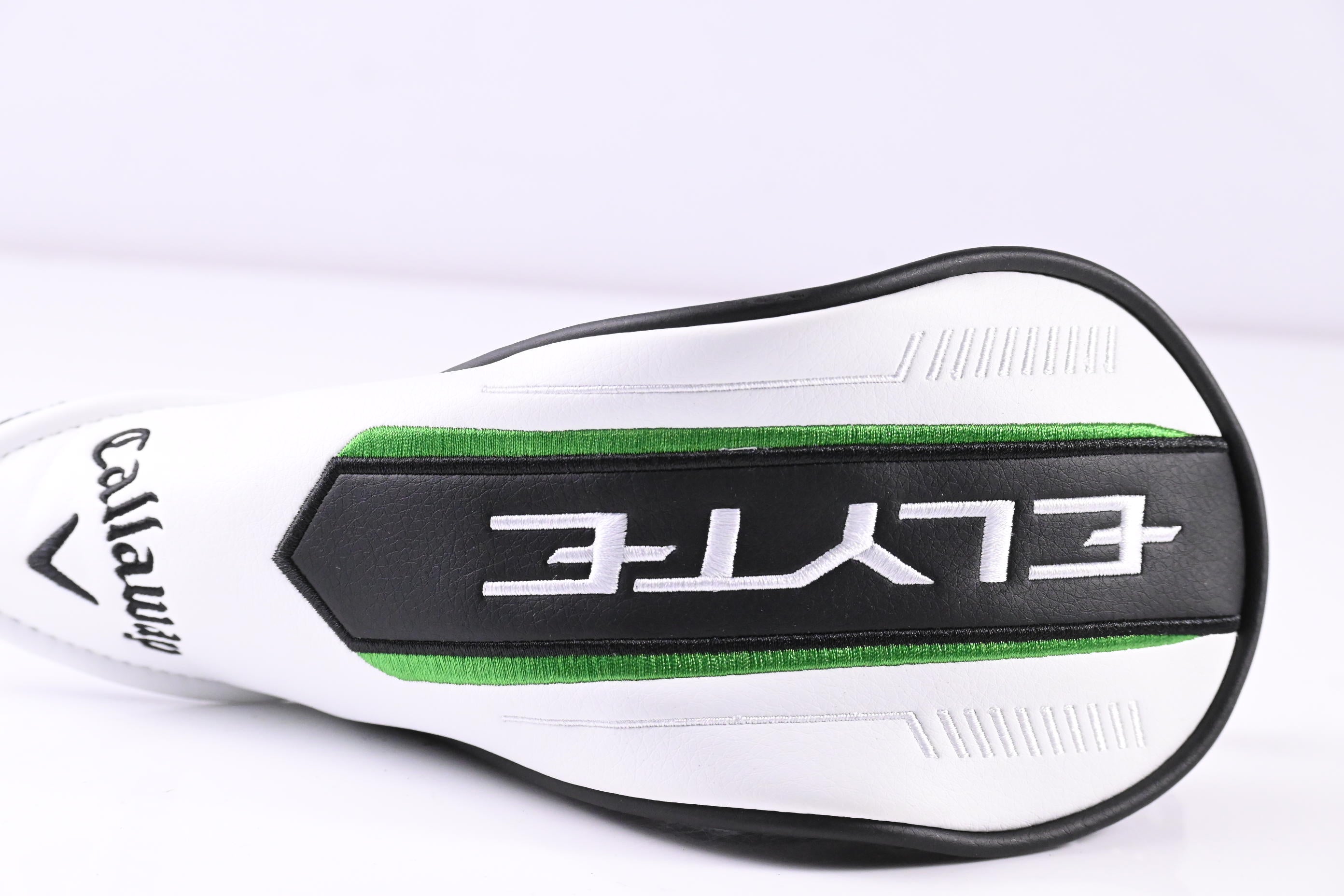 Callaway Elyte X #4 Hybrid / 21 Degree / Regular Flex Denali Charcoal 60 Shaft