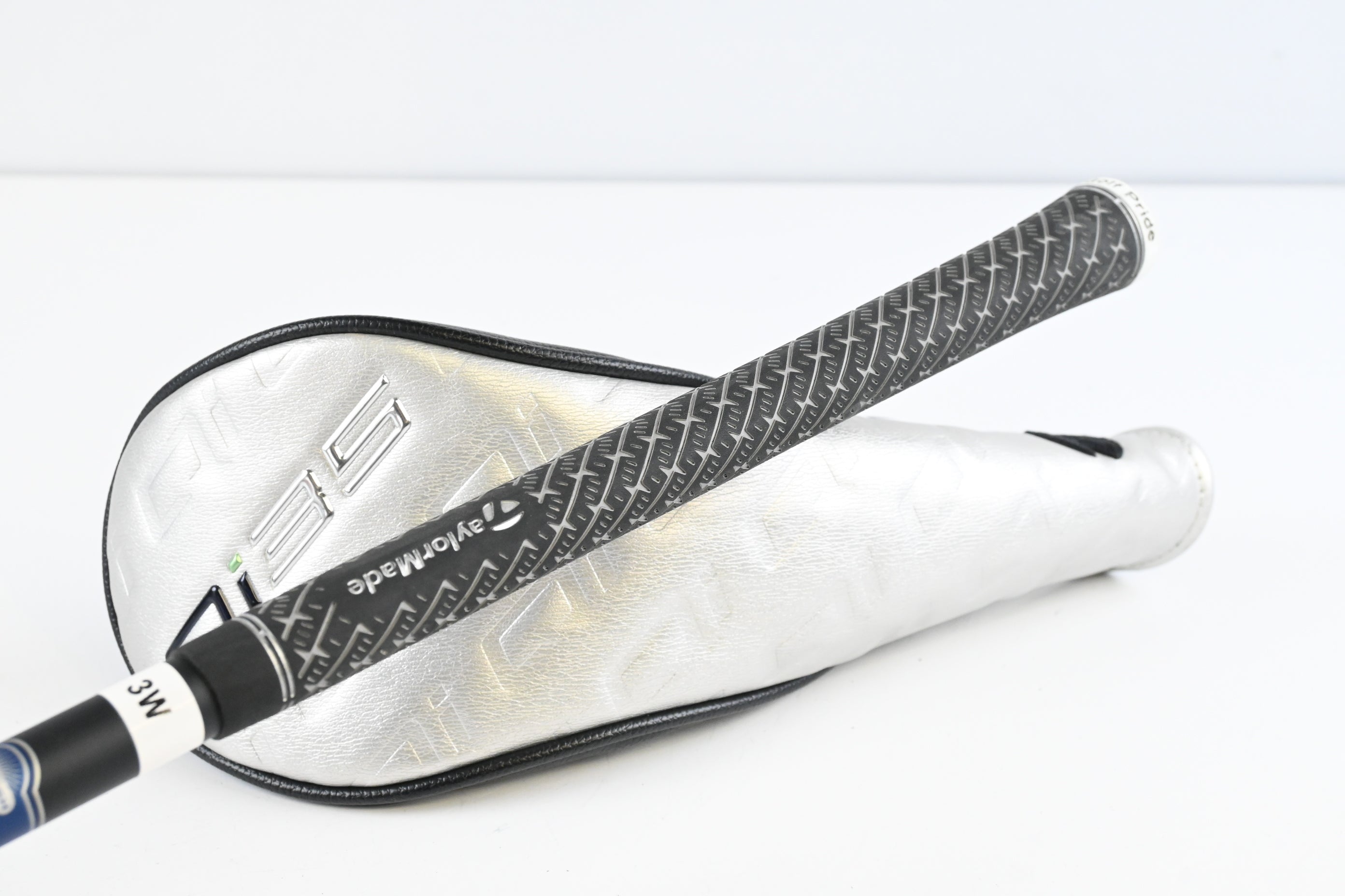 Taylormade Qi35 Max Lite #3 Wood / 15.5 Degree / Senior Flex Vanquish 4 Shaft