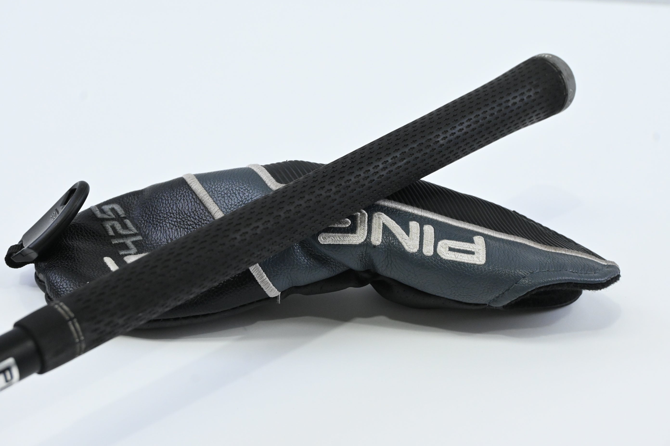 Ping G425 #3 Hybrid / 19 Degree / Regular Flex Ping Alta CB Slate 70 Shaft