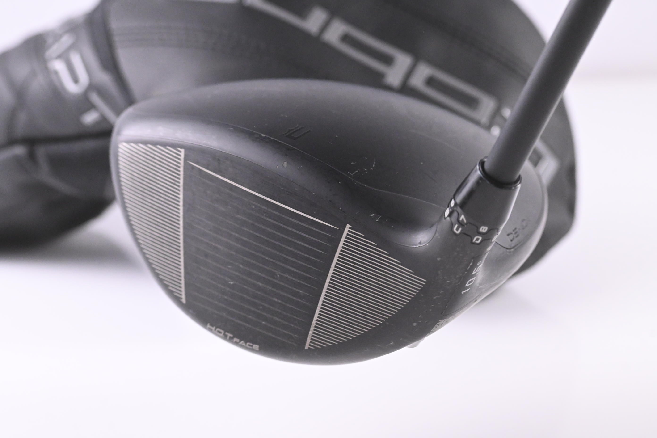 Cobra DS-Adapt MAX-D Driver / 10.5 Degree / Regular Flex Vanquish 4 Shaft