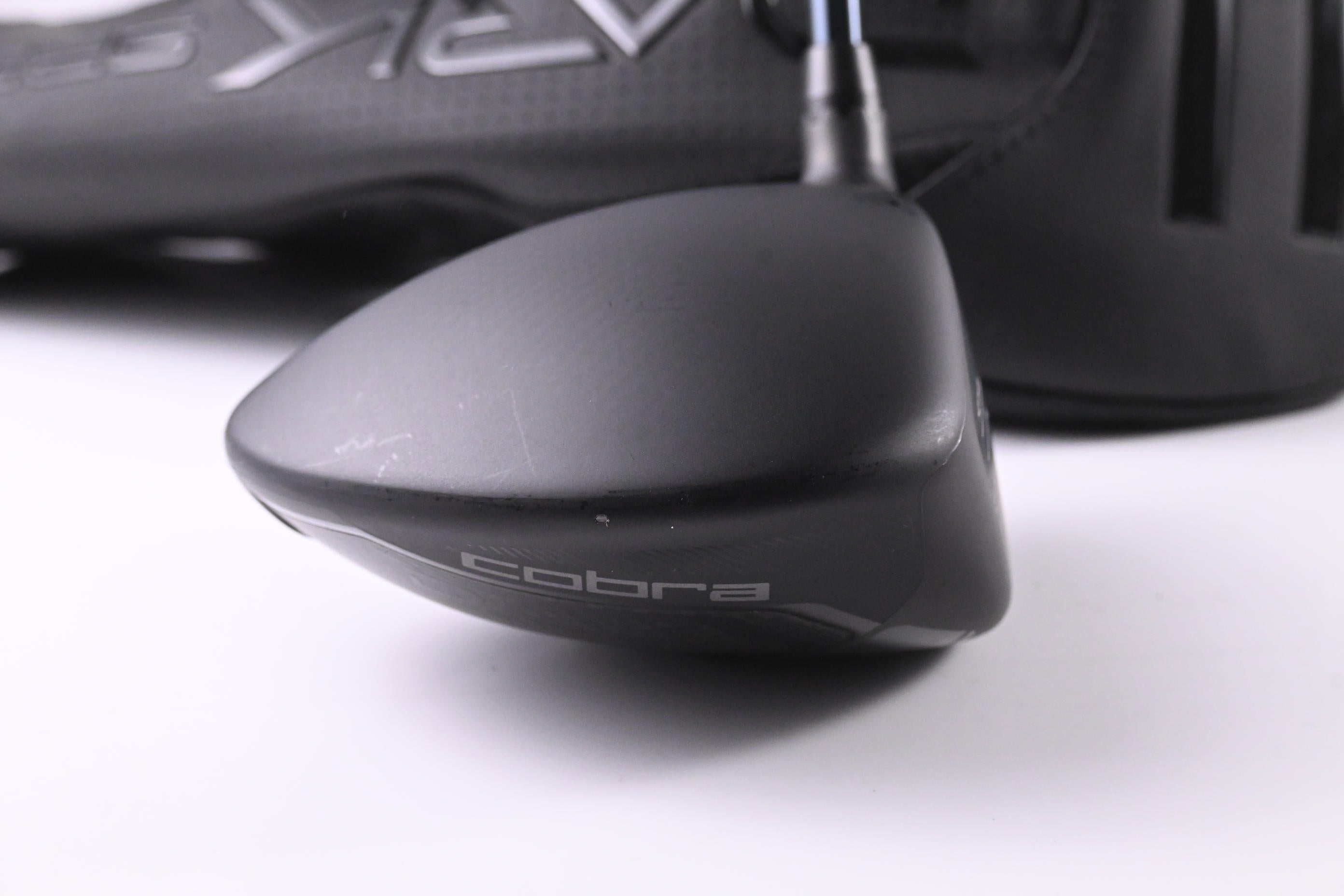 Cobra Darkspeed LS Driver / 9 Degree / Stiff Flex UST LINQ White 6 M40X Shaft