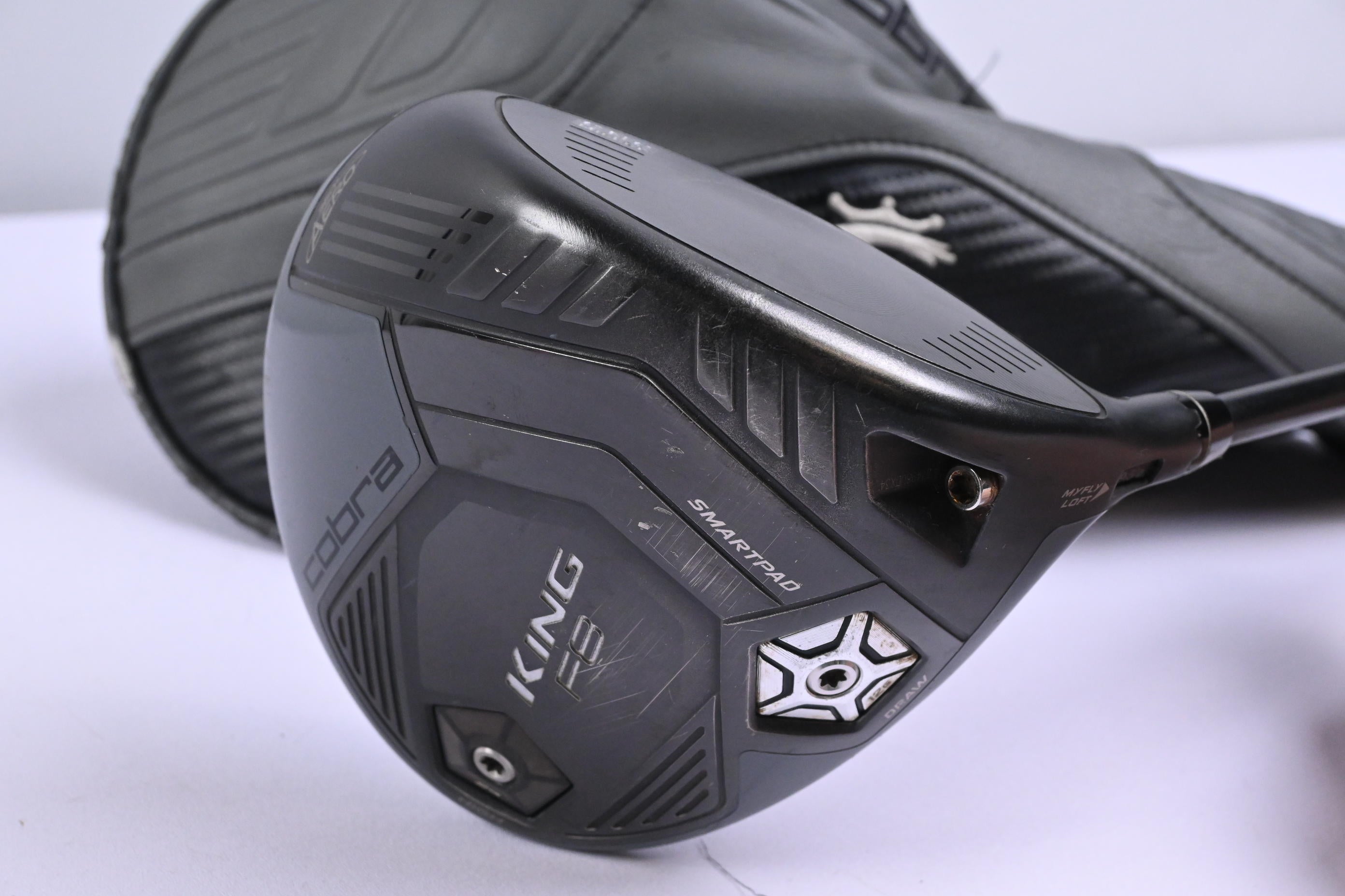 Cobra King F8 Driver / 10.5 Degree / Stiff Flex Accra 372T Shaft