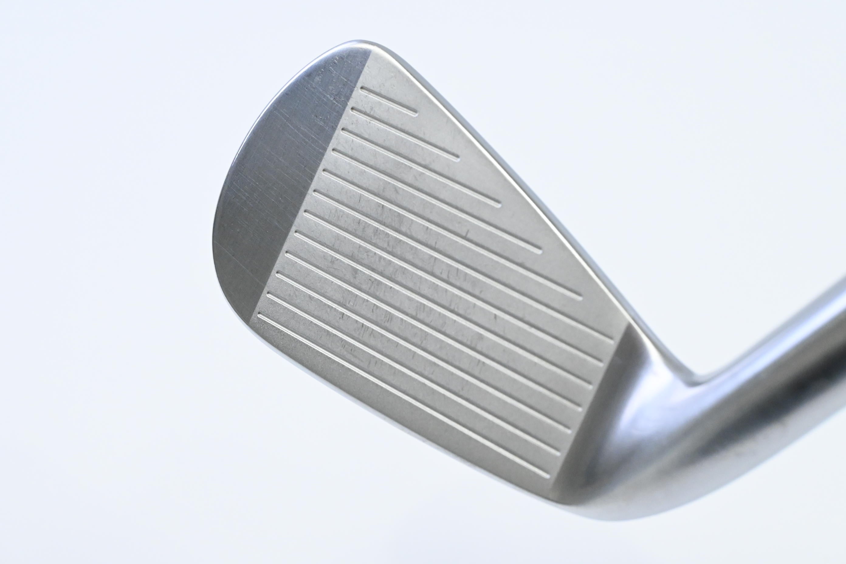 Titleist T250.U Utility #4 Iron / 22 Degree / Stiff Flex Tensei 1K Blue 65 Shaft