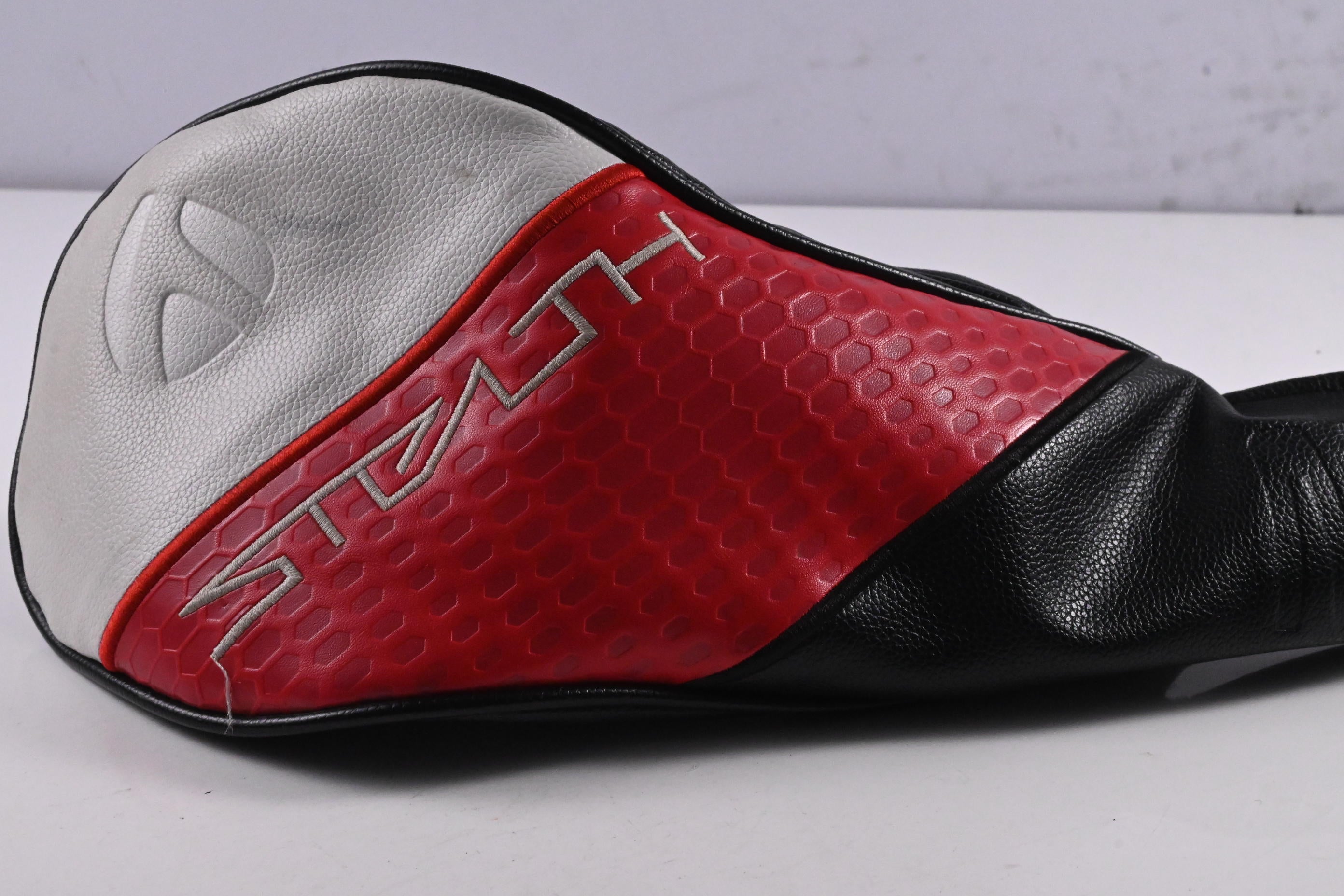Taylormade Stealth 2 Plus Driver / 9 Degree / Stiff Flex Kai'li Red 60 Shaft