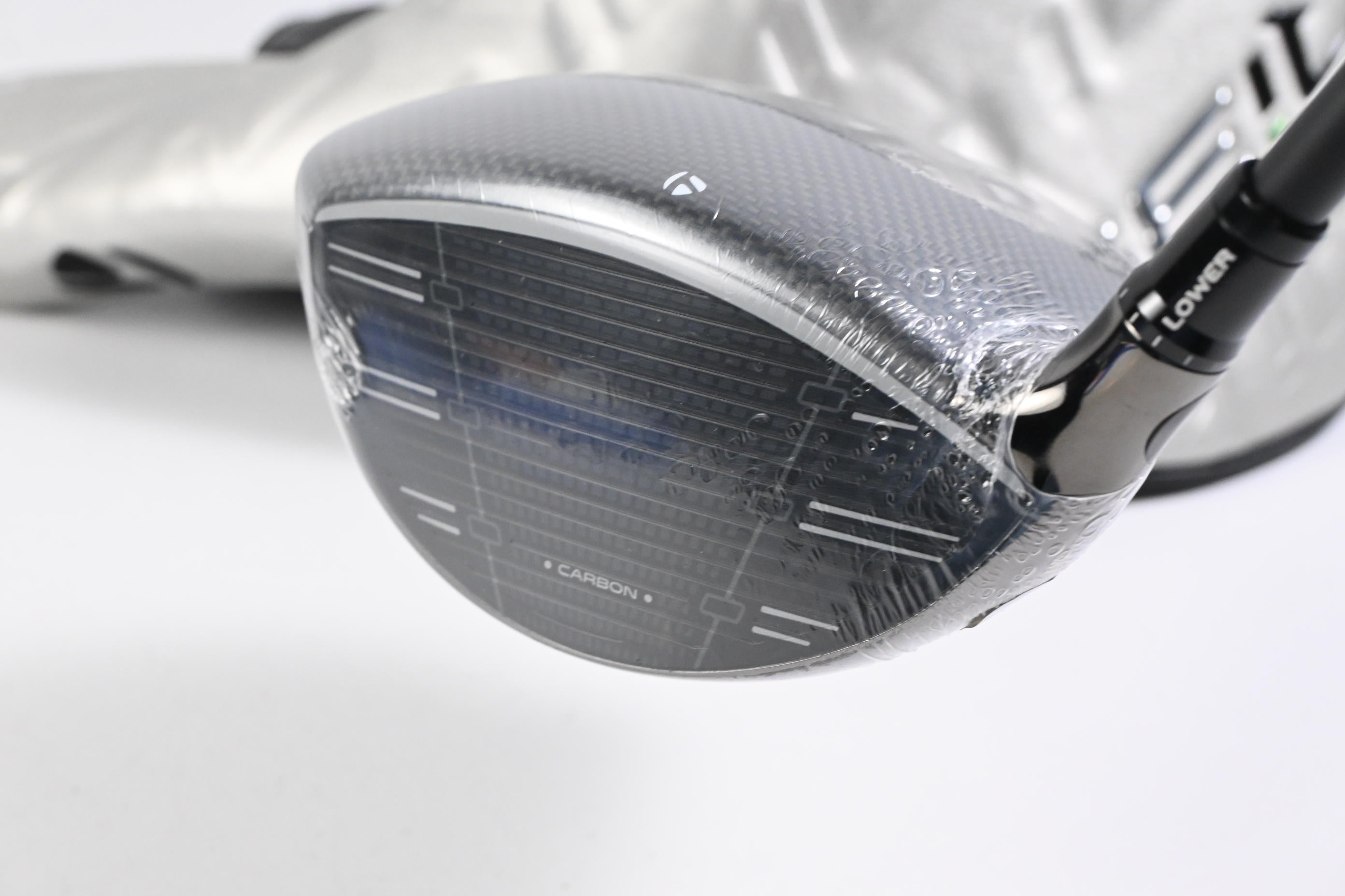 Taylormade Qi35 Driver / 10.5 Degree / Regular Flex Fujikura Ventus Blue 5 Shaft