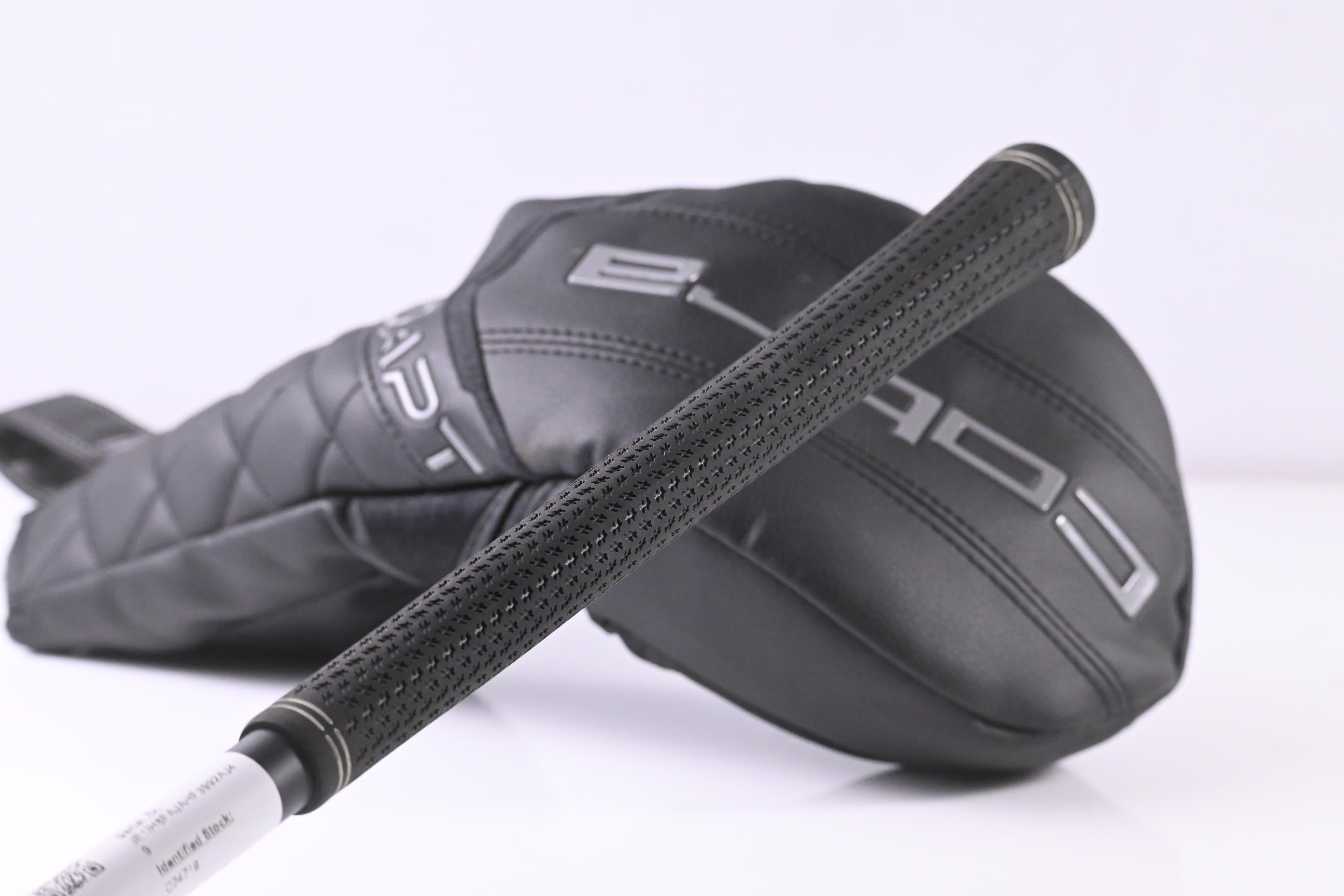 Cobra DS-Adapt MAX-D Driver / 10.5 Degree / Regular Flex Vanquish 4 Shaft