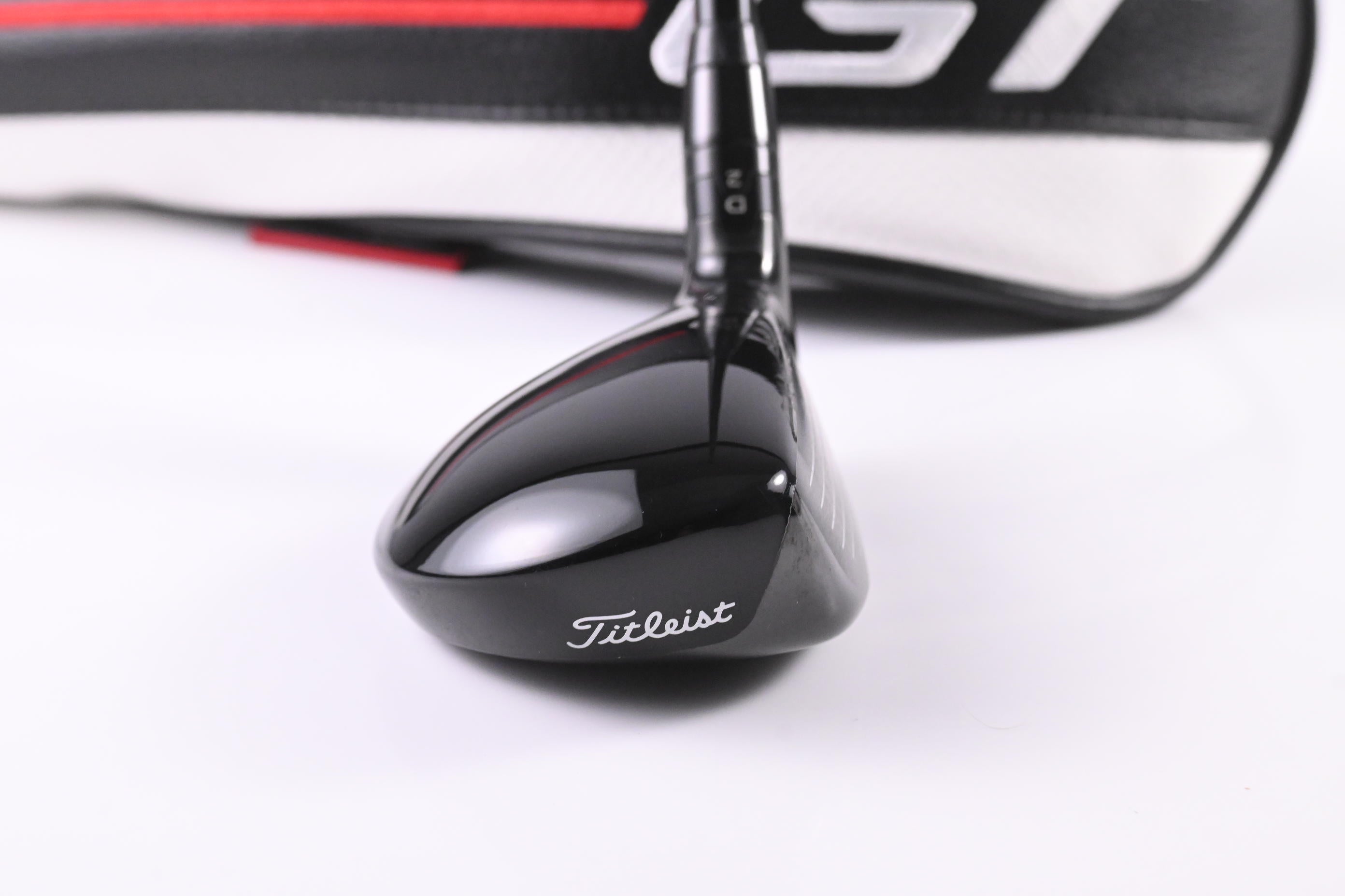 Titleist GT2 #3 Hybrid / 18 Degree / X-Flex HZRDUS RDX Smoke Black 80 Shaft