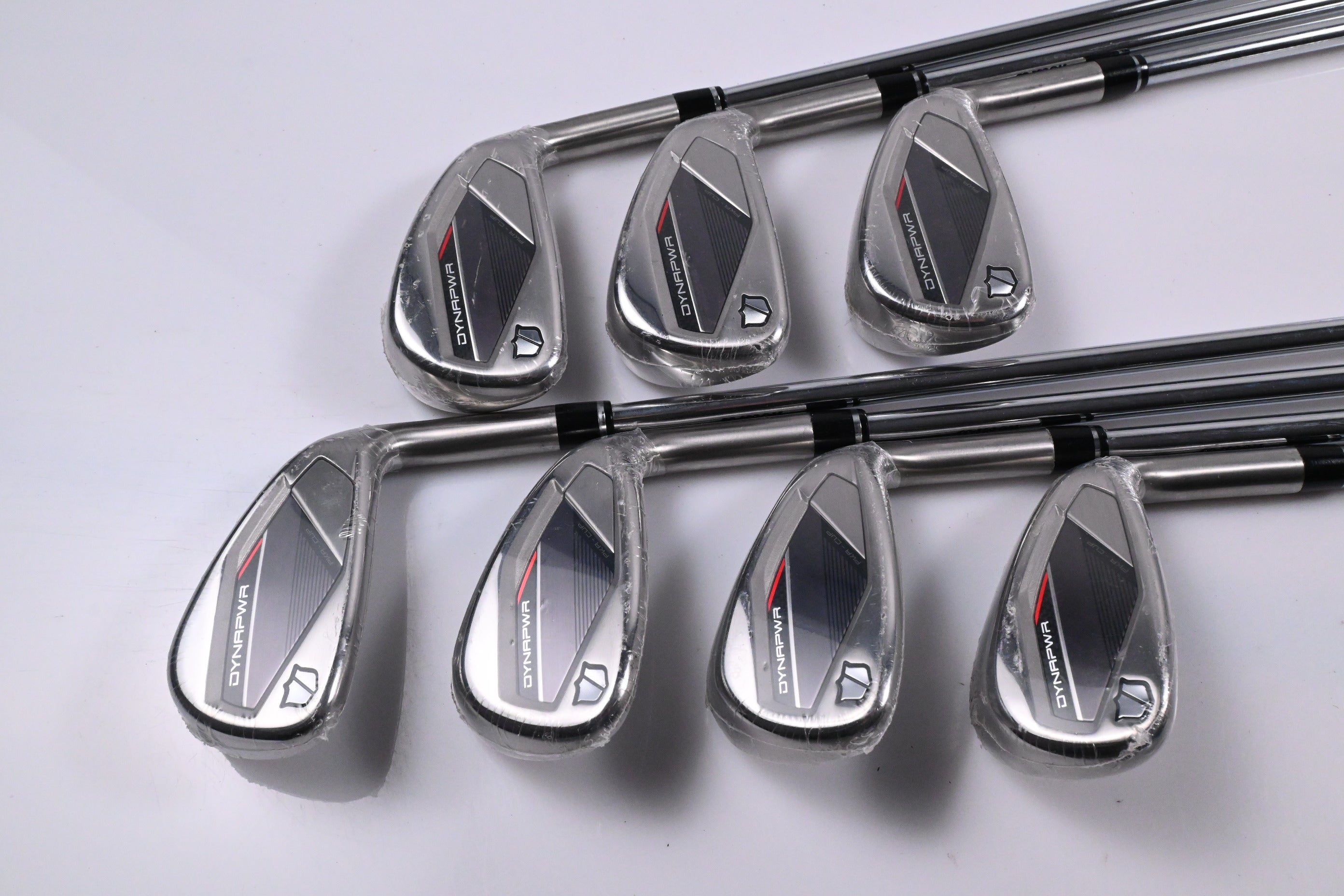Wilson Staff DYNAPWR 2025 Irons / 5-PW+GW / Regular Flex KBS Max Ultralite