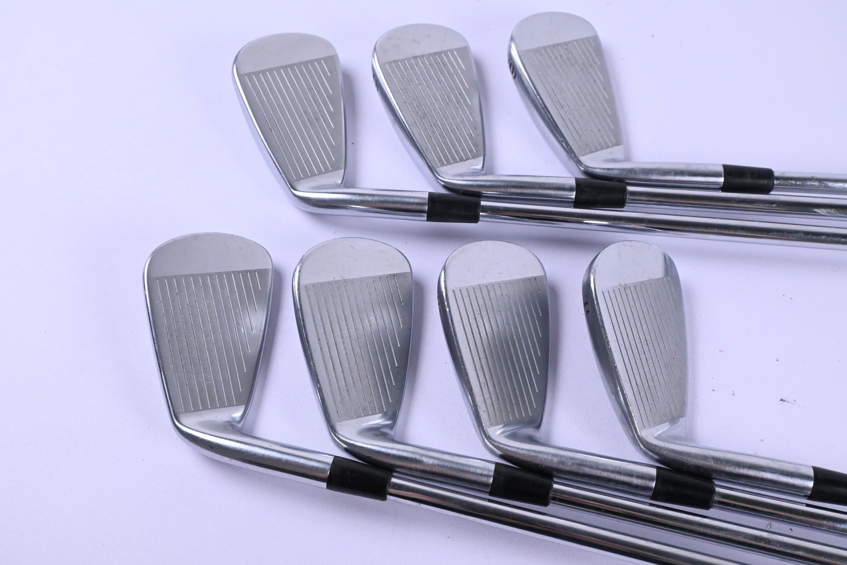 Mizuno JPX 800 Irons / 4-PW / Regular Flex Dynalite Gold XP R300 Shafts