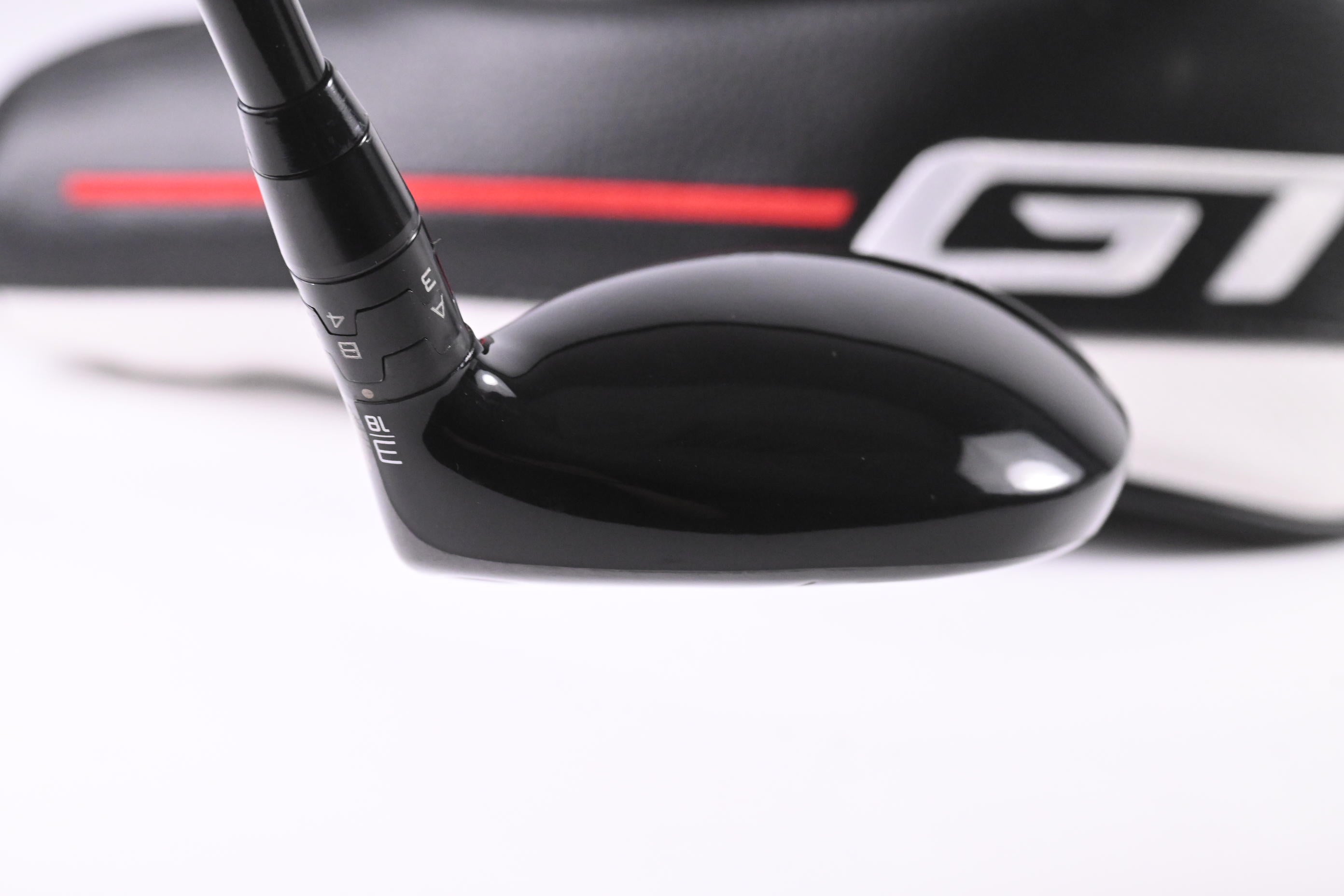 Titleist GT2 #3 Hybrid / 18 Degree / X-Flex HZRDUS RDX Smoke Black 80 Shaft