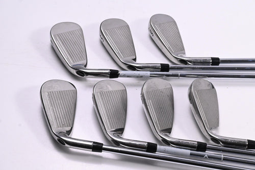 Callaway RAZR X Irons / 4-PW / UniFlex Callaway Shafts