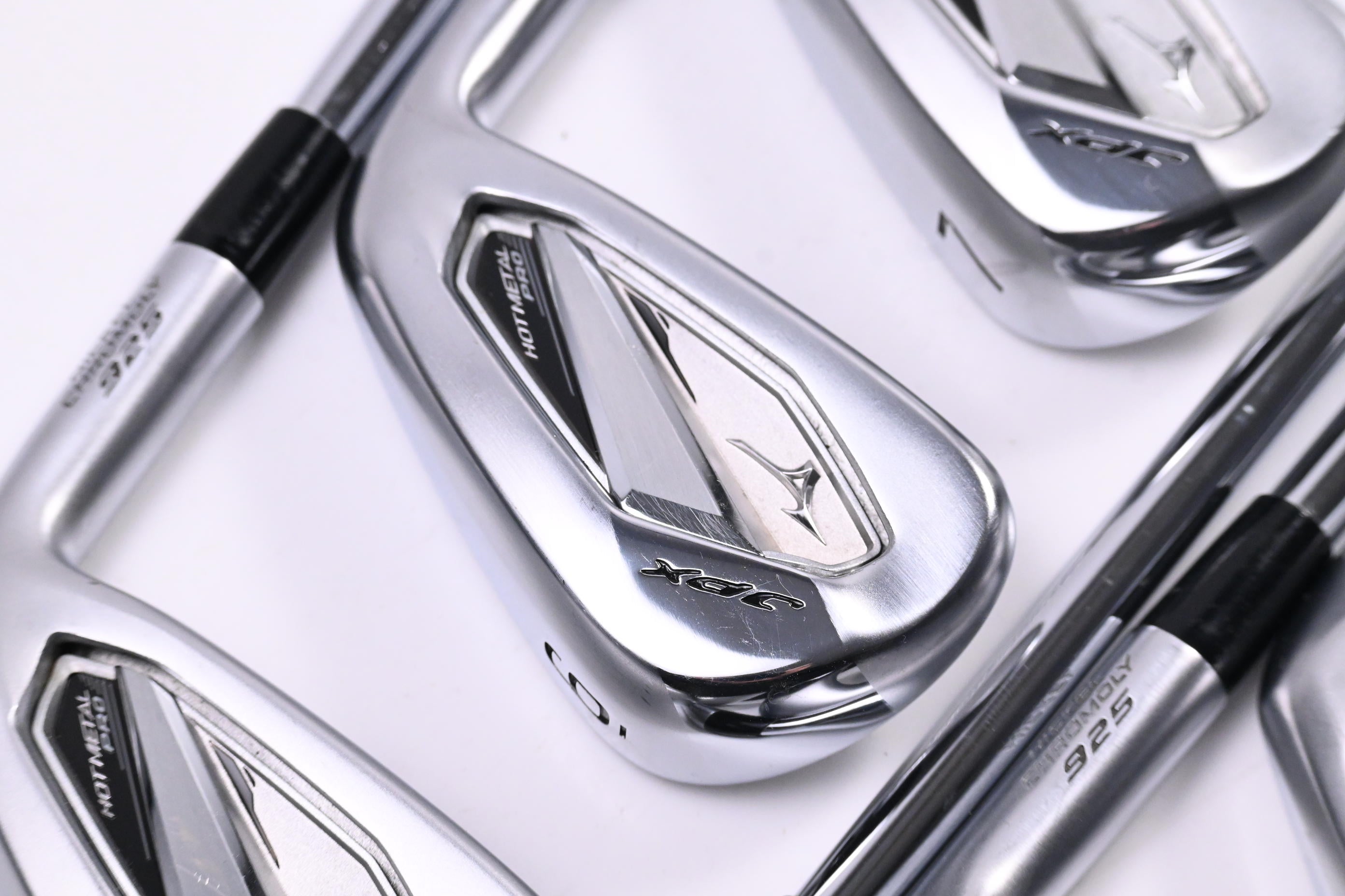 Mizuno JPX 925 Hot Metal Pro Irons / 5-PW+GW / Regular Flex Modus 3 Tour 105