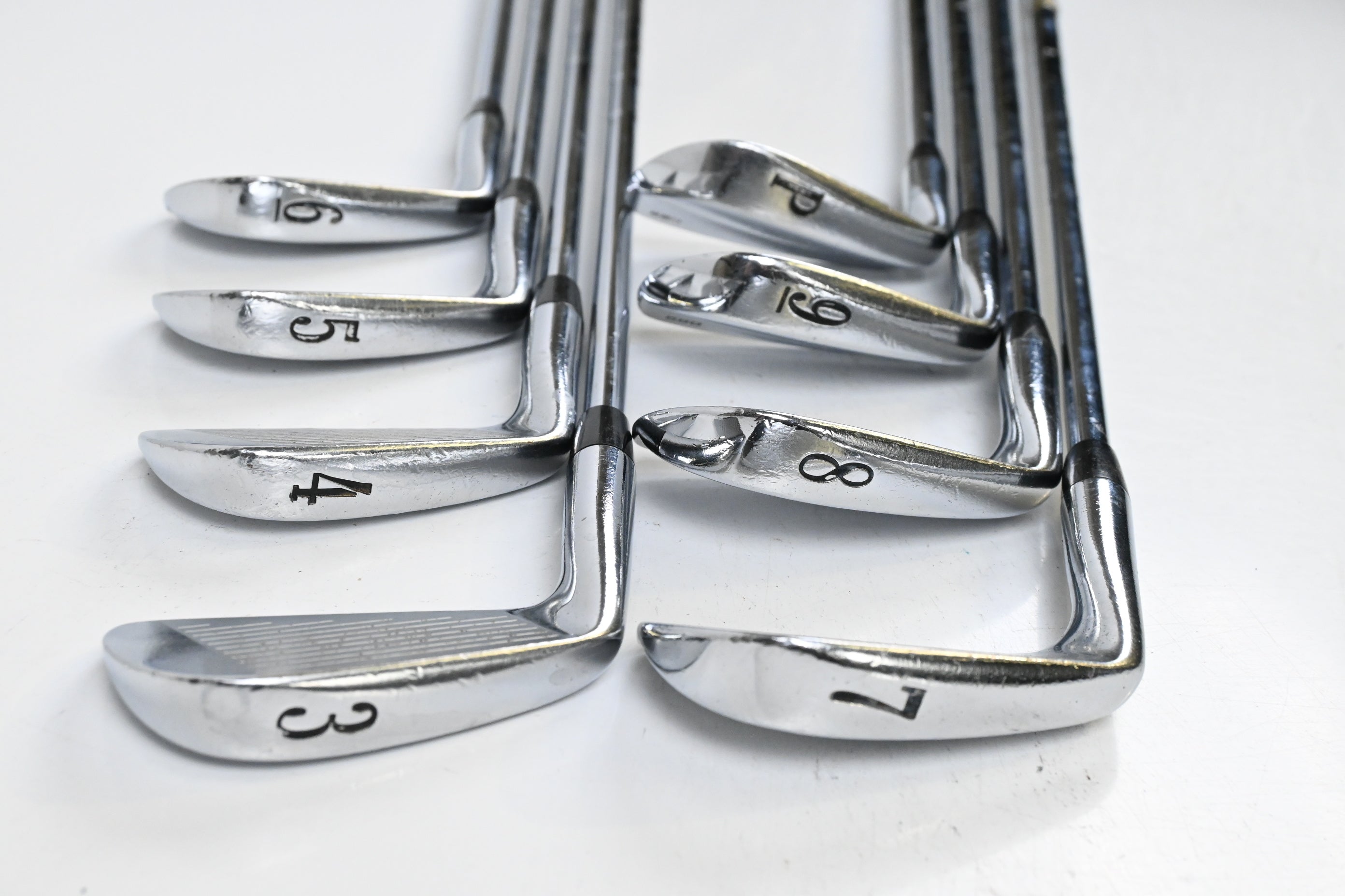 Titleist 680 Forged Irons / 3-PW / Stiff Flex Dynamic Gold Steel Shafts