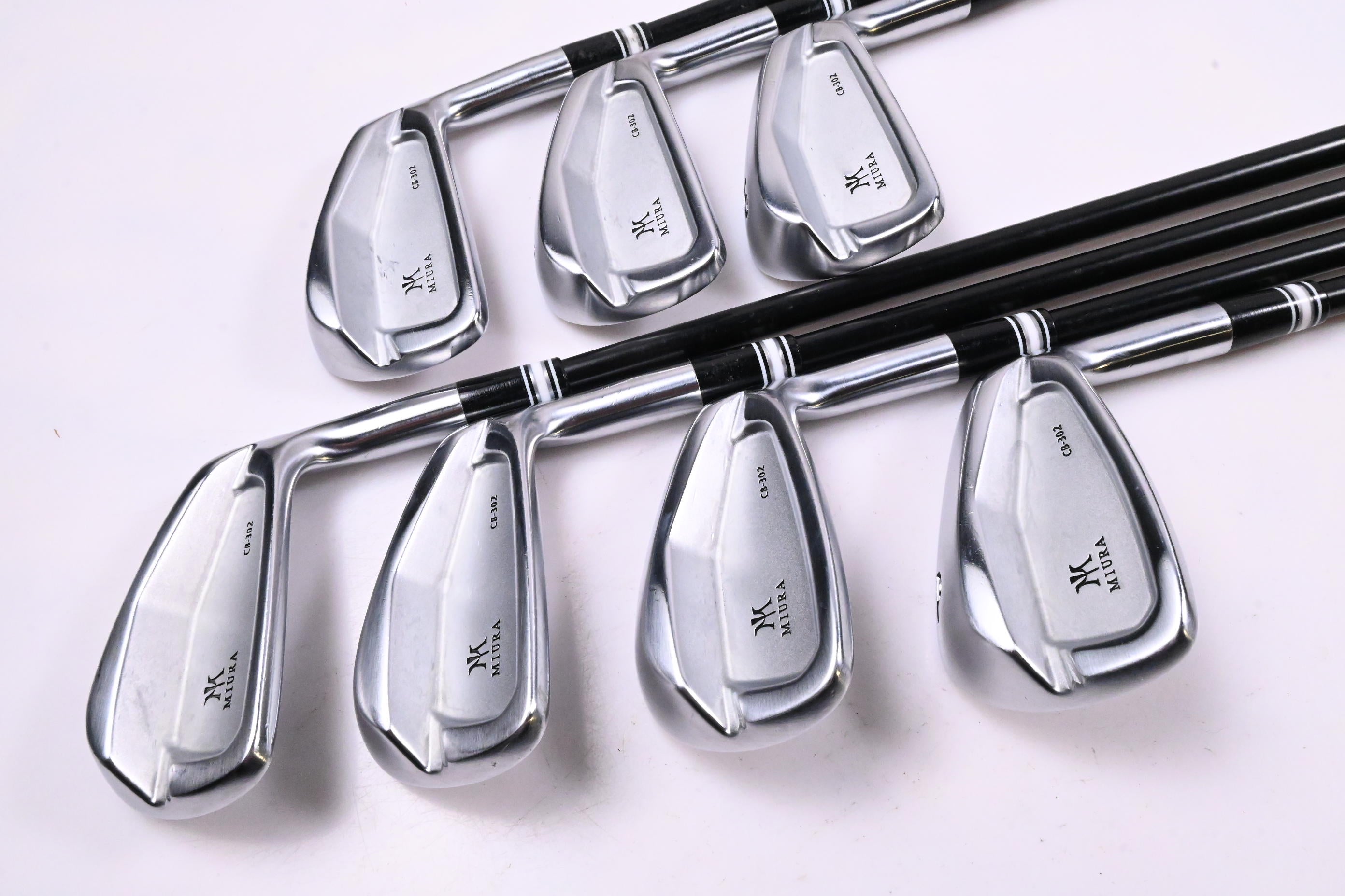 Miura CB-302 Irons / 4-PW / Regular+ Flex Project X LZ Shafts