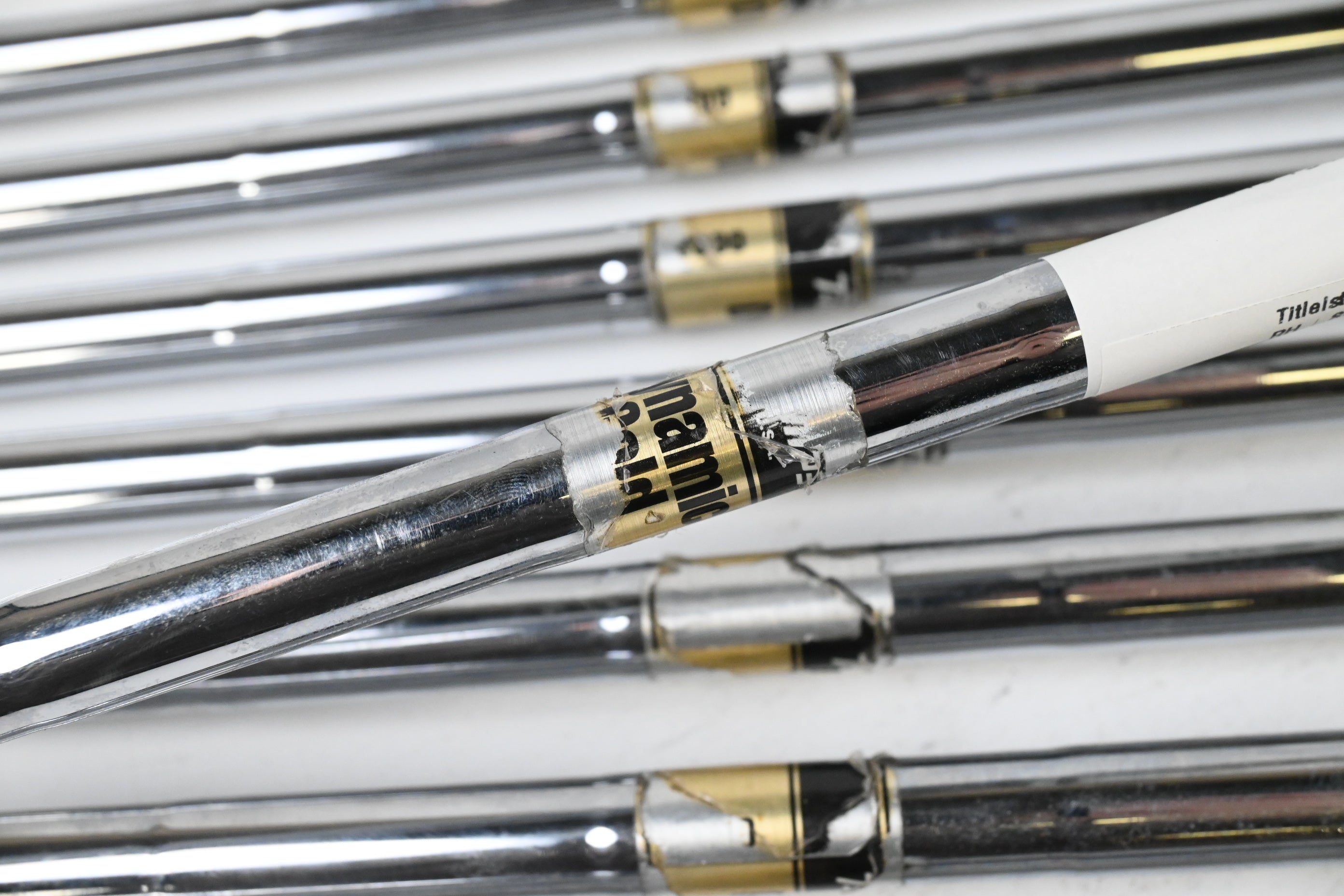 Titleist 680 Forged Irons / 3-PW / Stiff Flex Dynamic Gold Steel Shafts