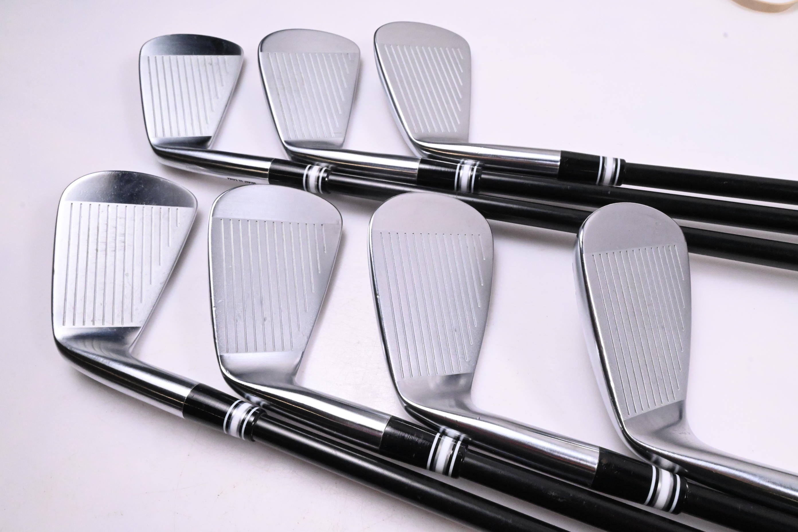 Miura CB-302 Irons / 4-PW / Regular+ Flex Project X LZ Shafts