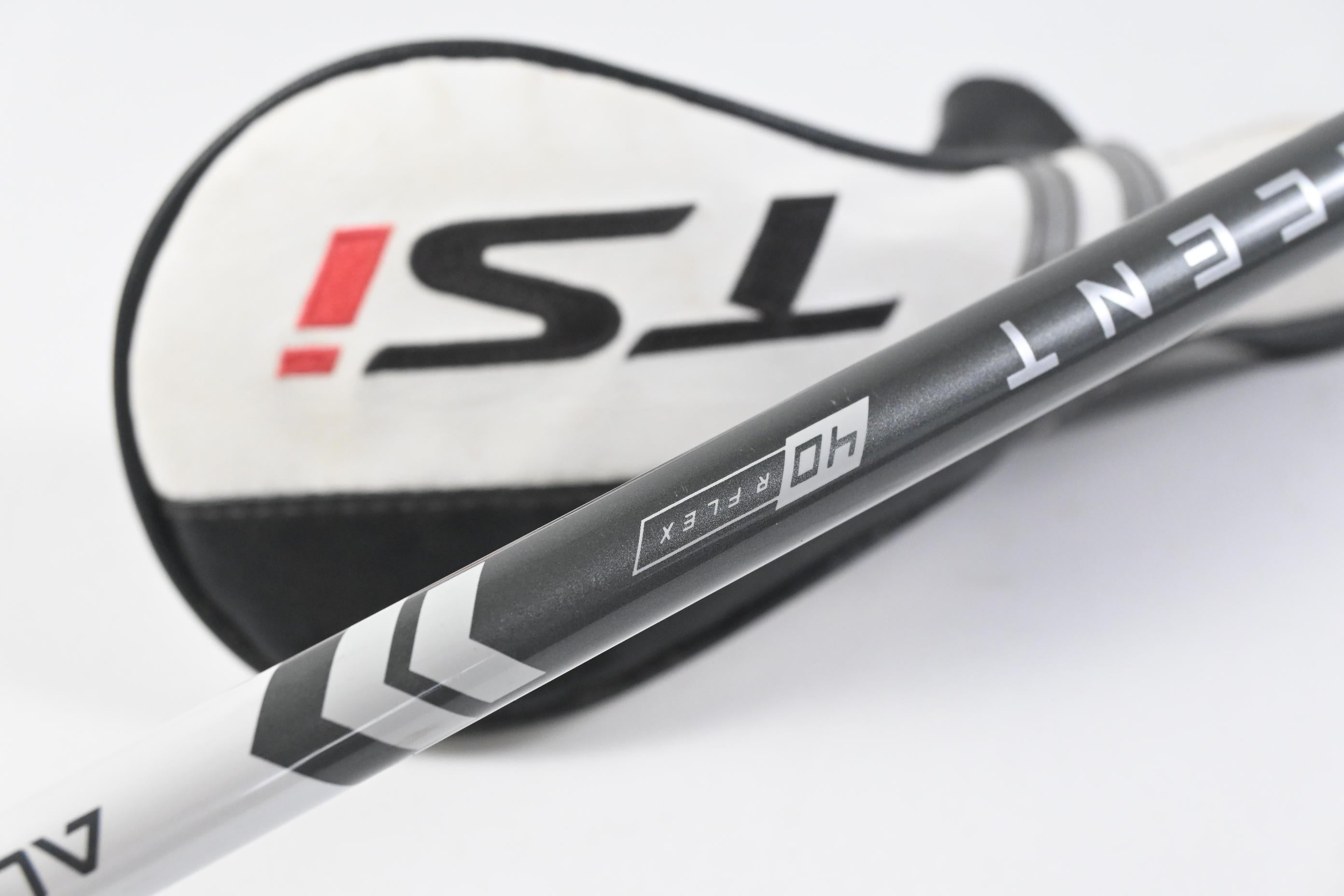 Titleist TSi1 #3 Wood / 15 Degree / Regular Flex Aldila Ascent 40 Shaft