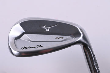 Mizuno Pro 223 Pitching Wedge / 46 Degree / Regular Flex Dynamic Gold DST 98