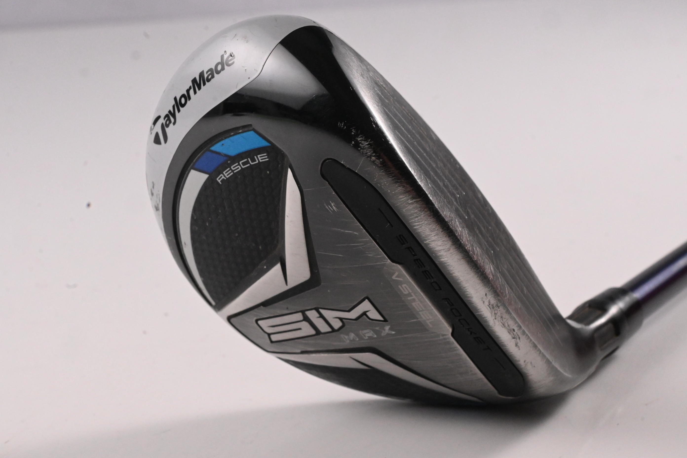 Taylormade SIM Max #4 Hybrid / 22 Degree / Regular Flex Ventus Blue 6 Shaft