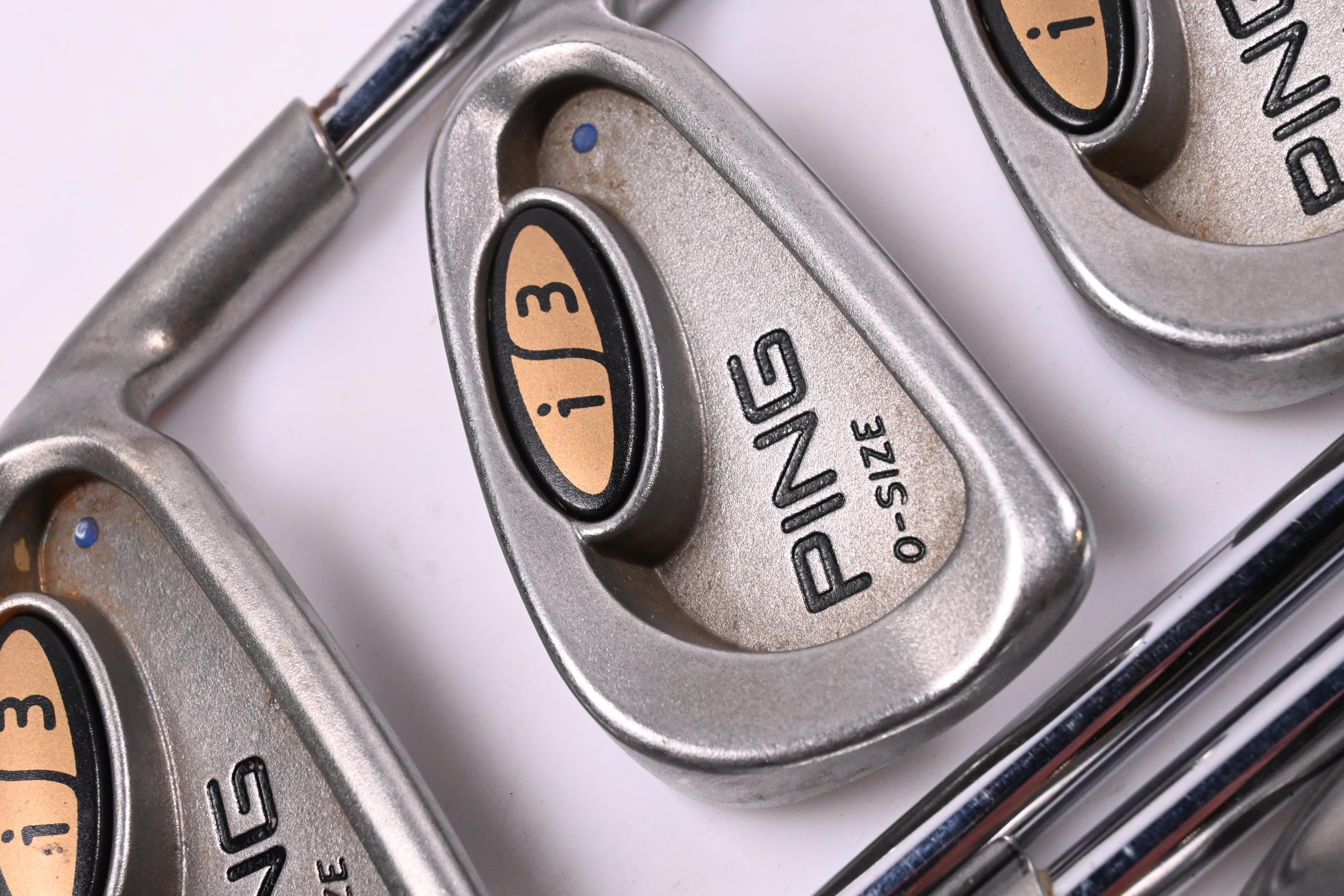 Ping i3 O-Size Irons / 3-PW+SW / Blue Dot / Regular Flex Ping Cushin JZ Shafts