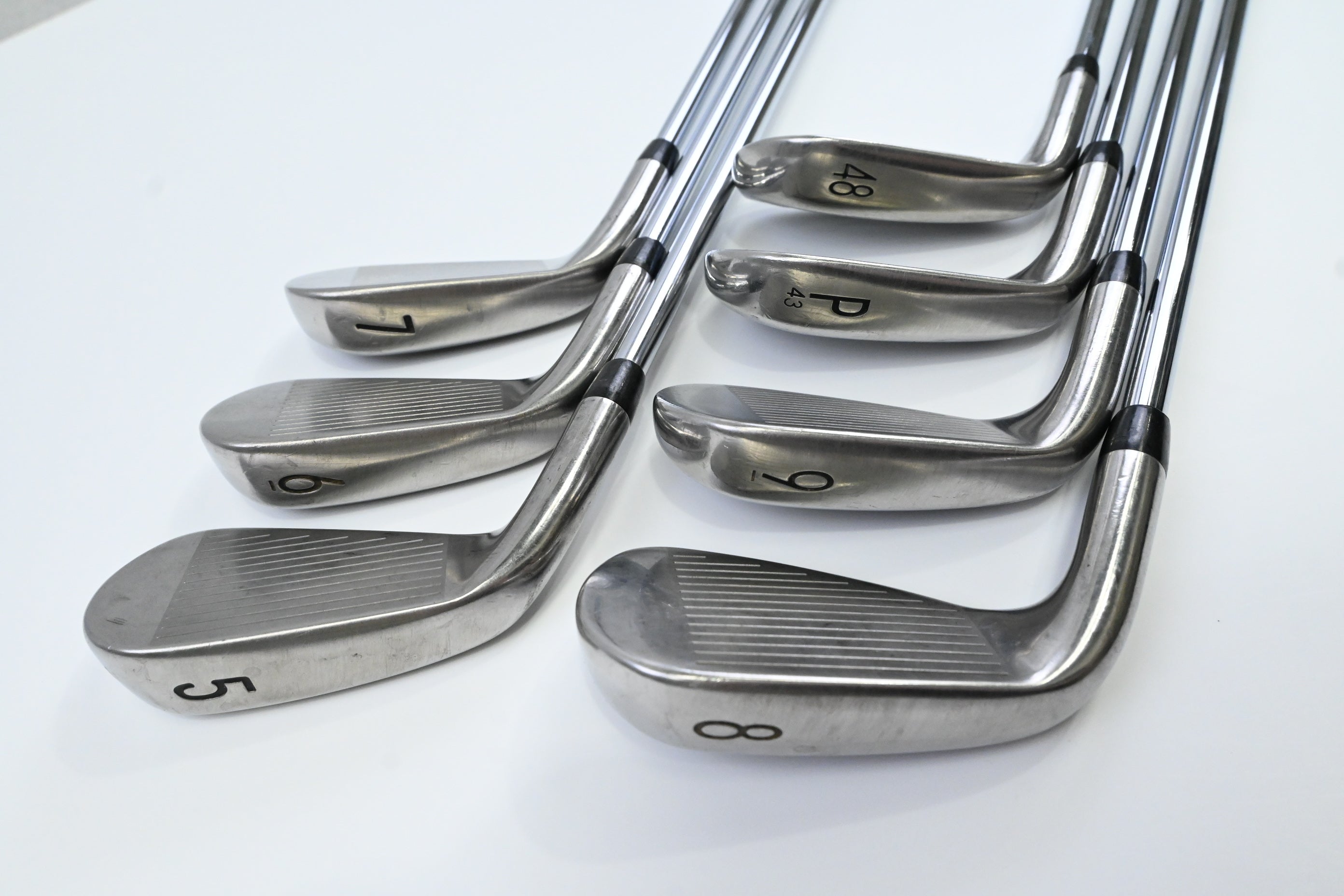Titleist T300 2019 Irons / 5-PW+48° / Regular Flex AMT Red R300 Shafts