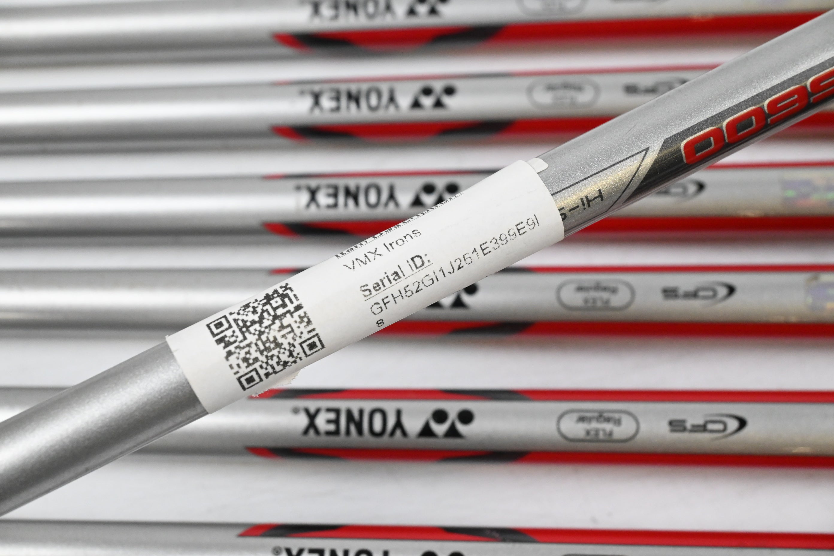 Yonex VMX Irons / 4-PW+SW / Regular Flex Yonex HS600 Shafts