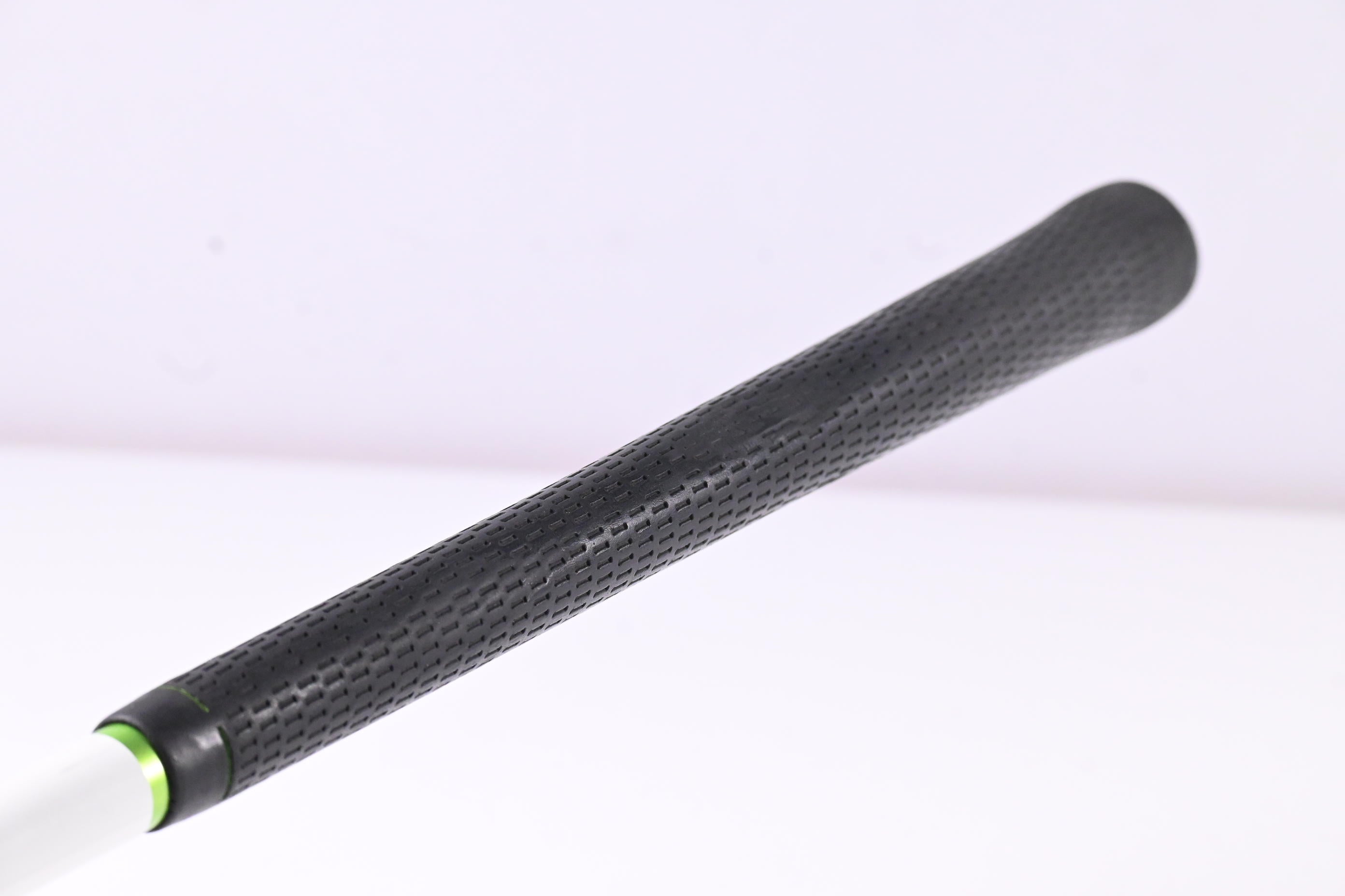 Taylormade RBZ Driver / 10.5 Degree / Regular Flex Matrix Ozik Shaft