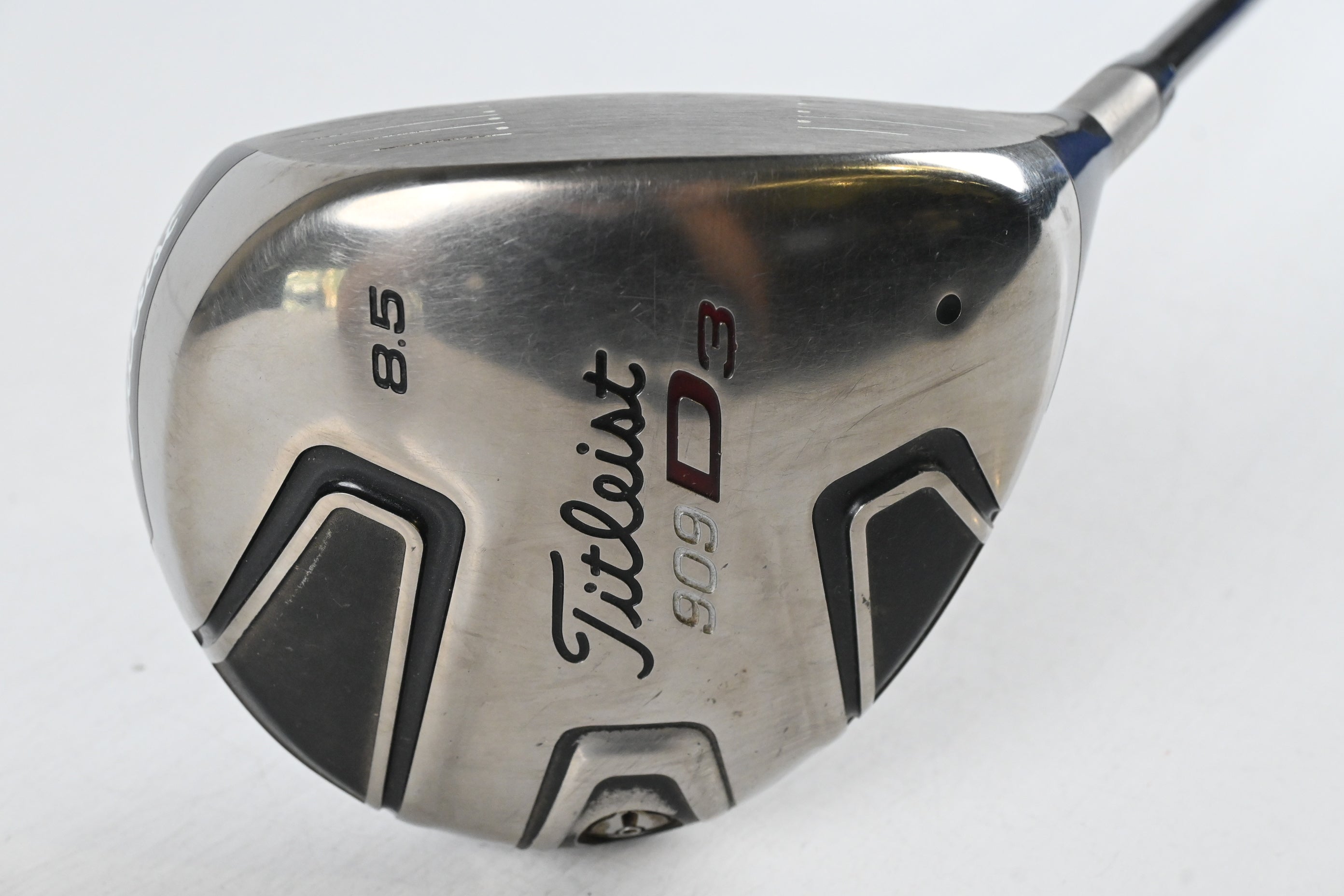 Titleist 909 D3 Driver / 8.5 Degree / Regular Flex Aldila Voodoo Shaft