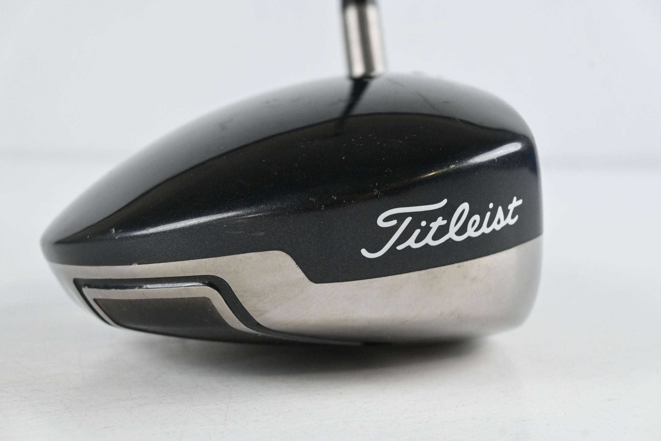 Titleist 909 D3 Driver / 8.5 Degree / Regular Flex Aldila Voodoo Shaft