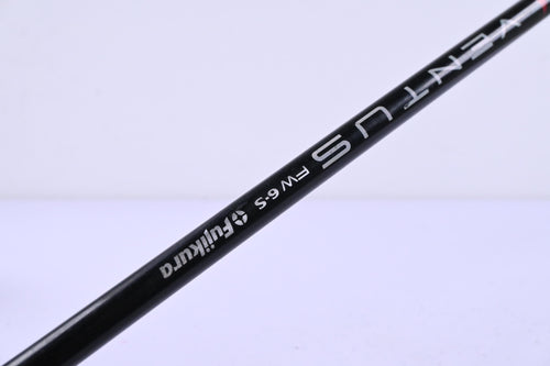 Taylormade Stealth #5 Wood / 18 Degree / Stiff Flex Fujikura Ventus Red 6 Shaft