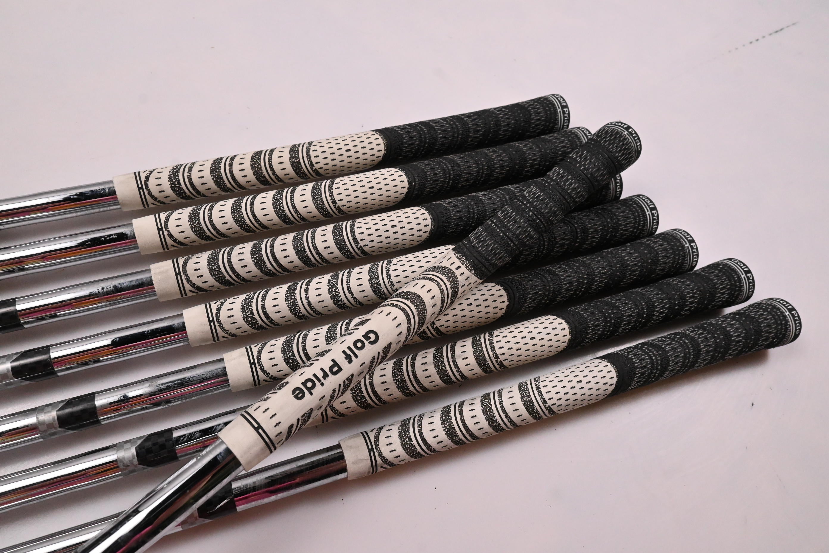 Taylormade Tour Burner Irons / 4-PW+SW / Regular Flex Taylormade 105 Shafts
