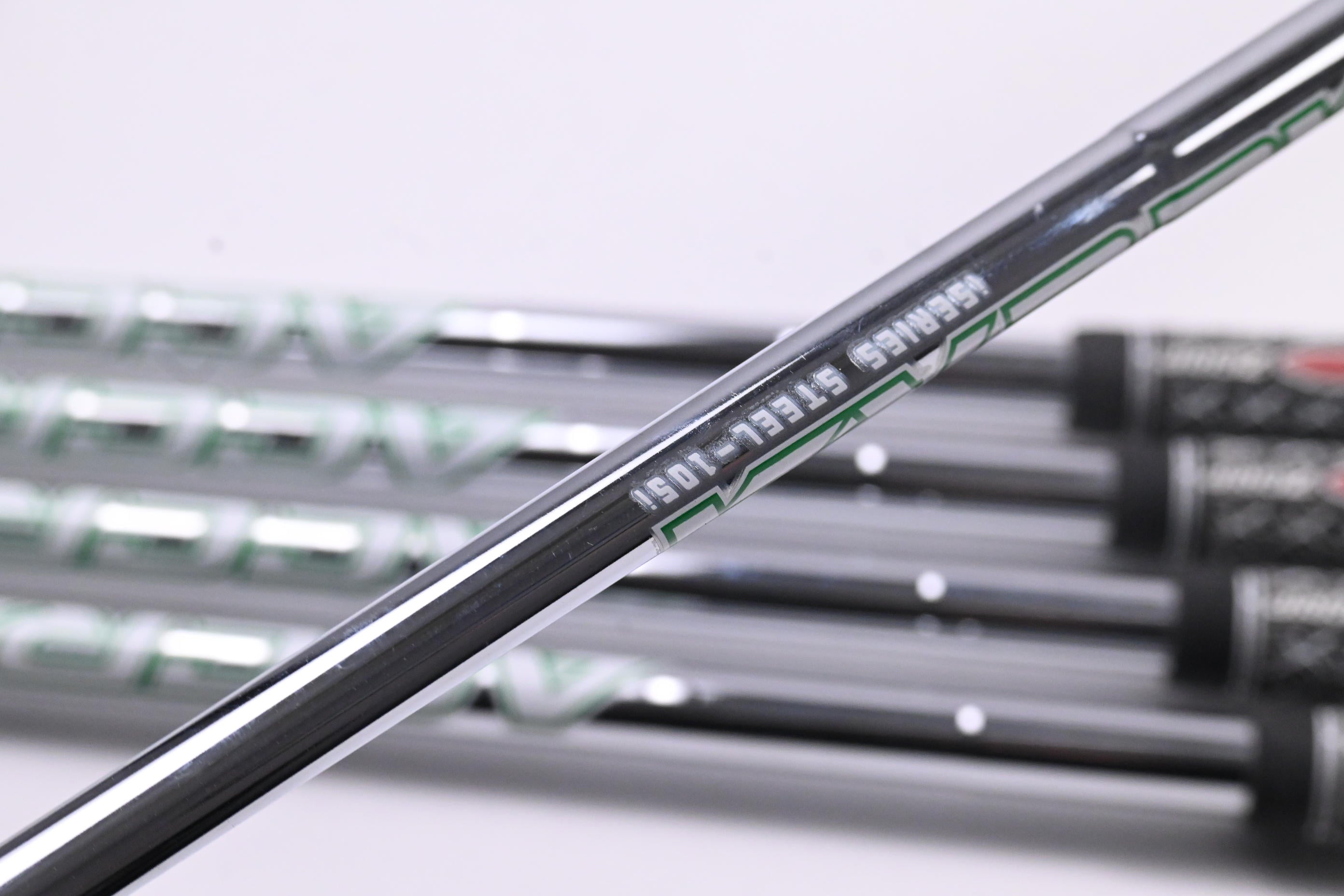 Mizuno Pro 243 Irons / 6-PW / Regular Accra iSeries 105 Shafts