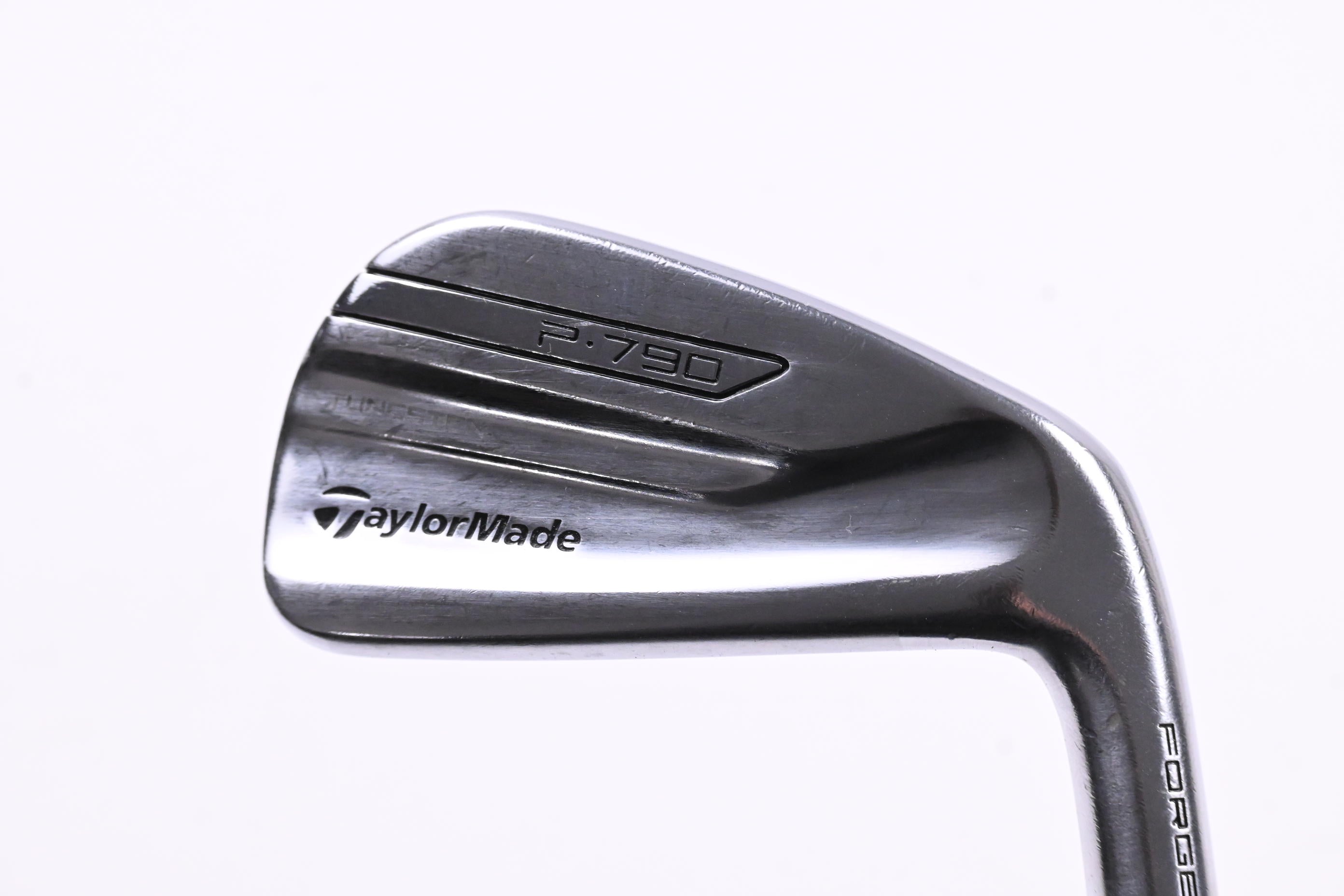 Taylormade P790 2017 #4 Iron / 21 Degree / X-Flex Project X LZ 125 Shaft