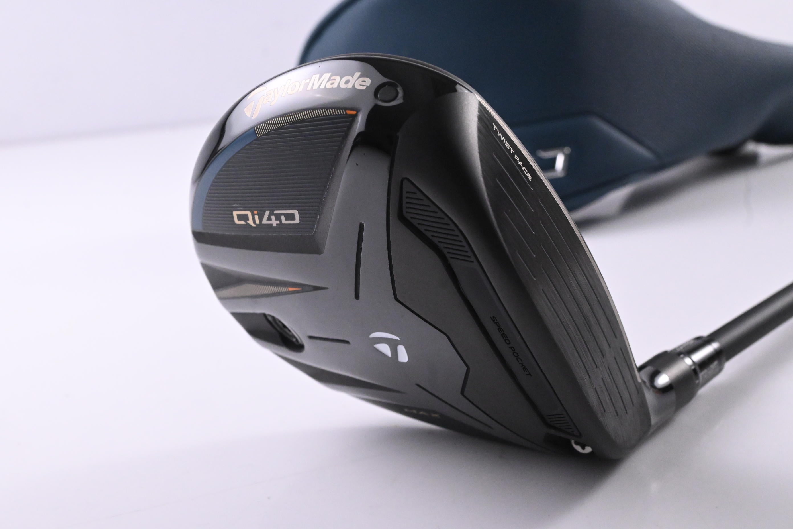 Taylormade Qi4D Max #3 Wood / 15 Degree / Regular Flex REAX 55 Shaft