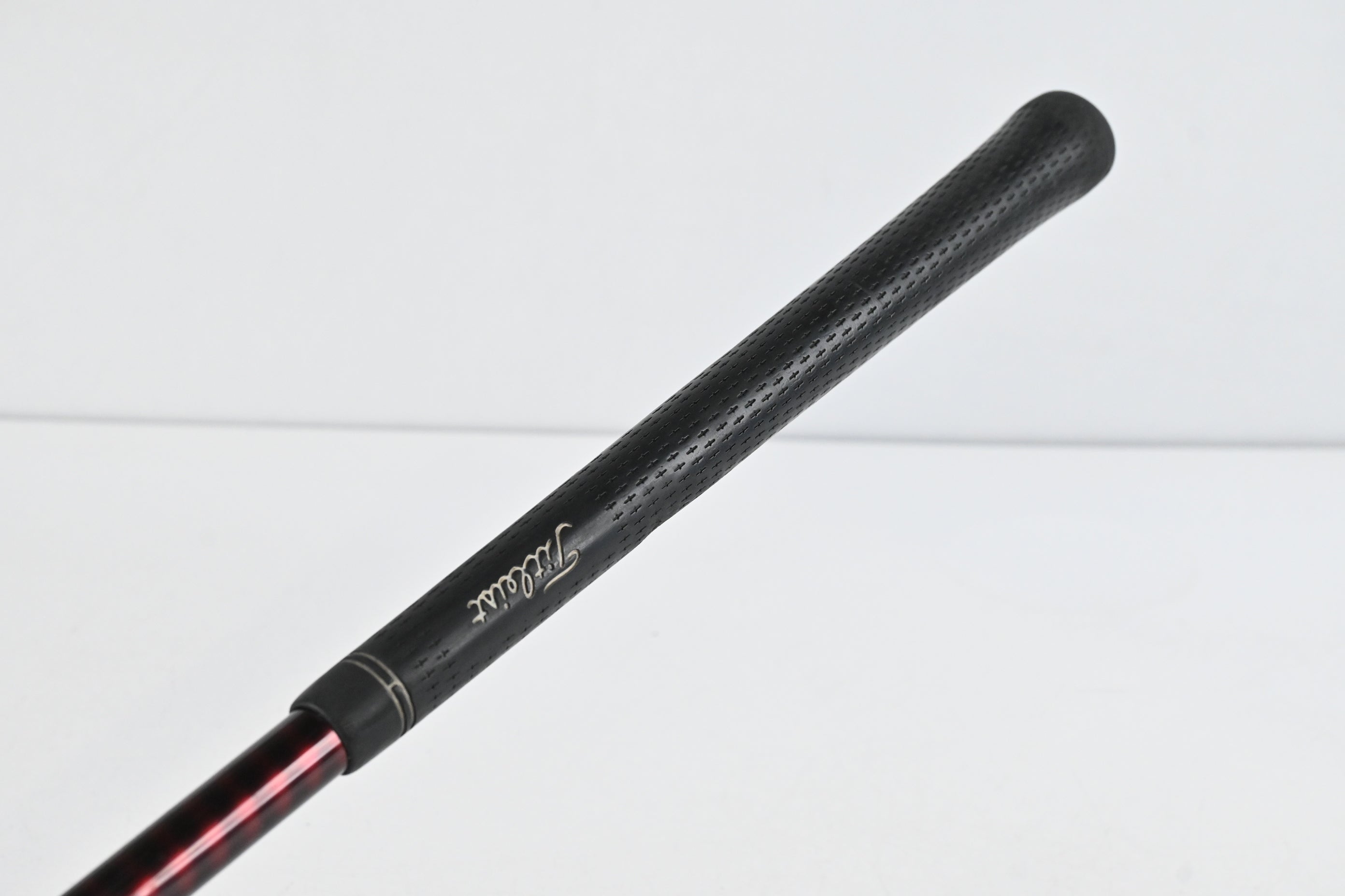Titleist 909 D3 Driver / 8.5 Degree / Regular Flex Aldila Voodoo Shaft