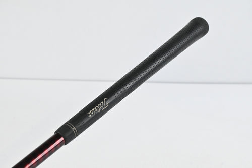 Titleist 909 D3 Driver / 8.5 Degree / Regular Flex Aldila Voodoo Shaft