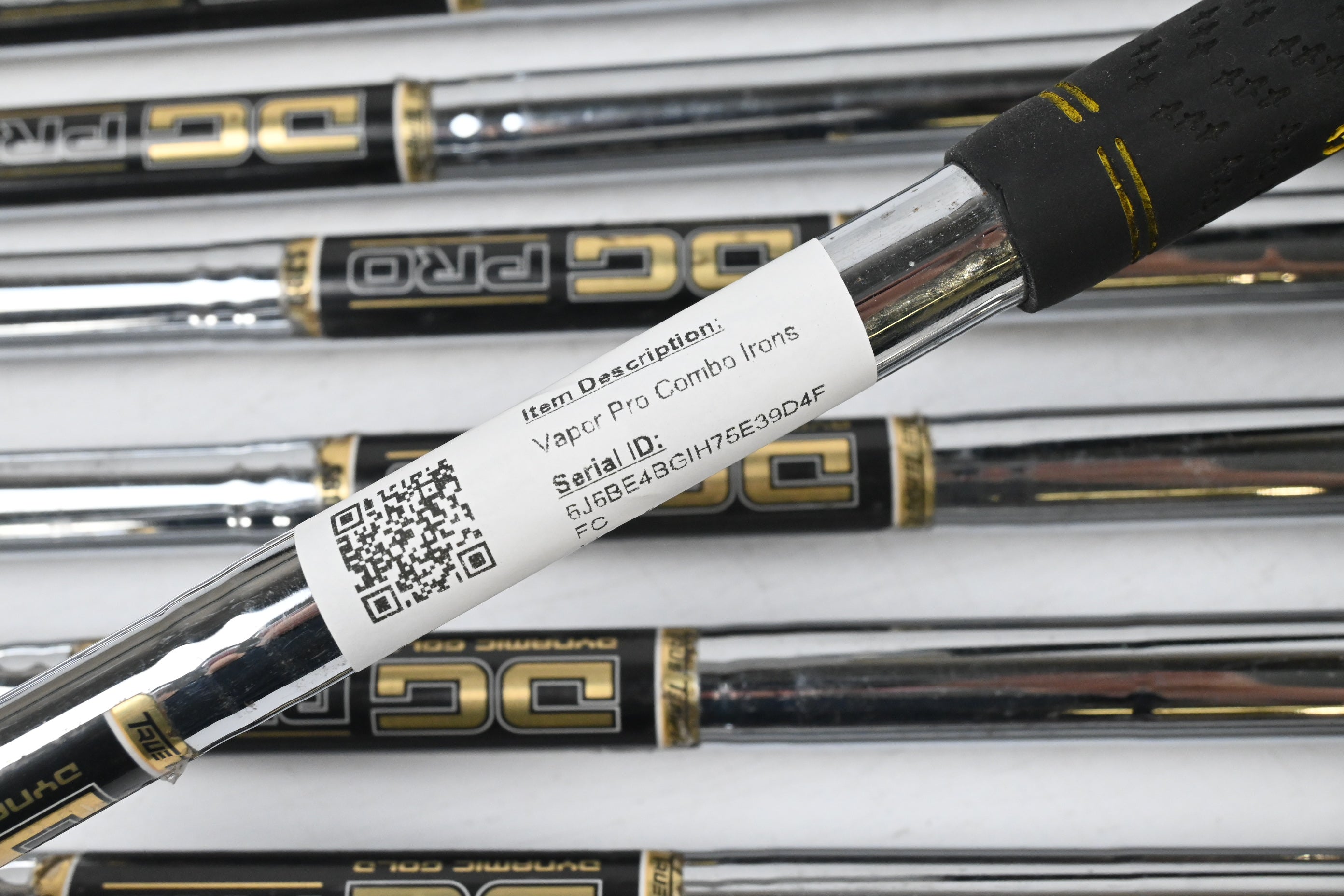 Nike Vapor Pro Combo Irons / 4-PW / Stiff Flex Dynamic Gold DG Pro S300 Shafts
